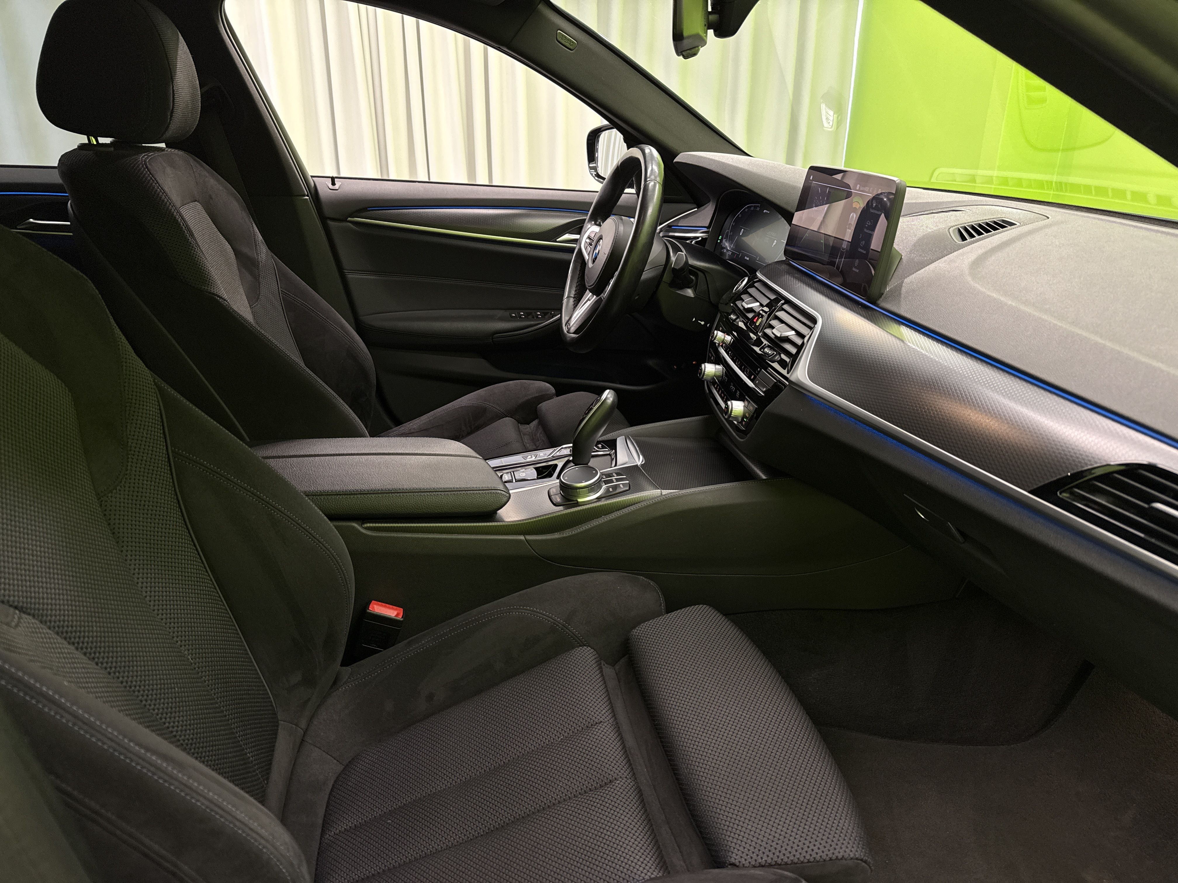 BMW 530 2021
