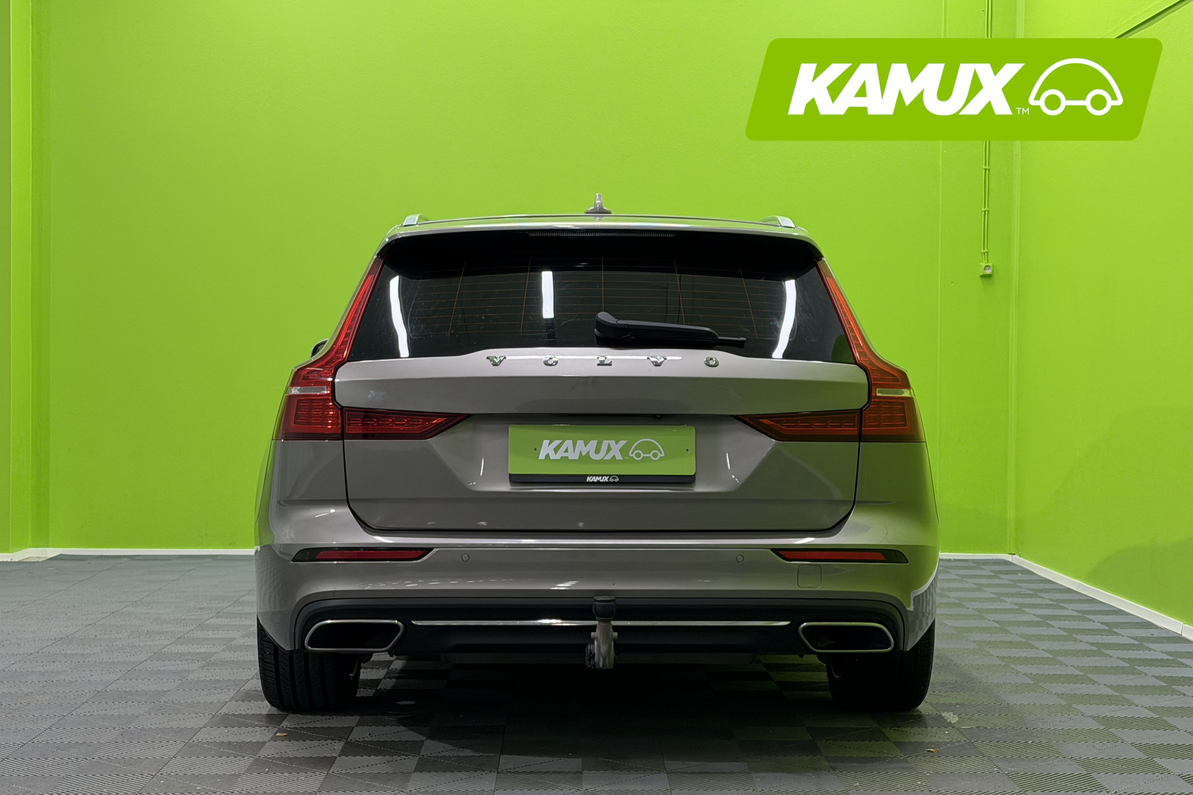 Volvo V60 2022
