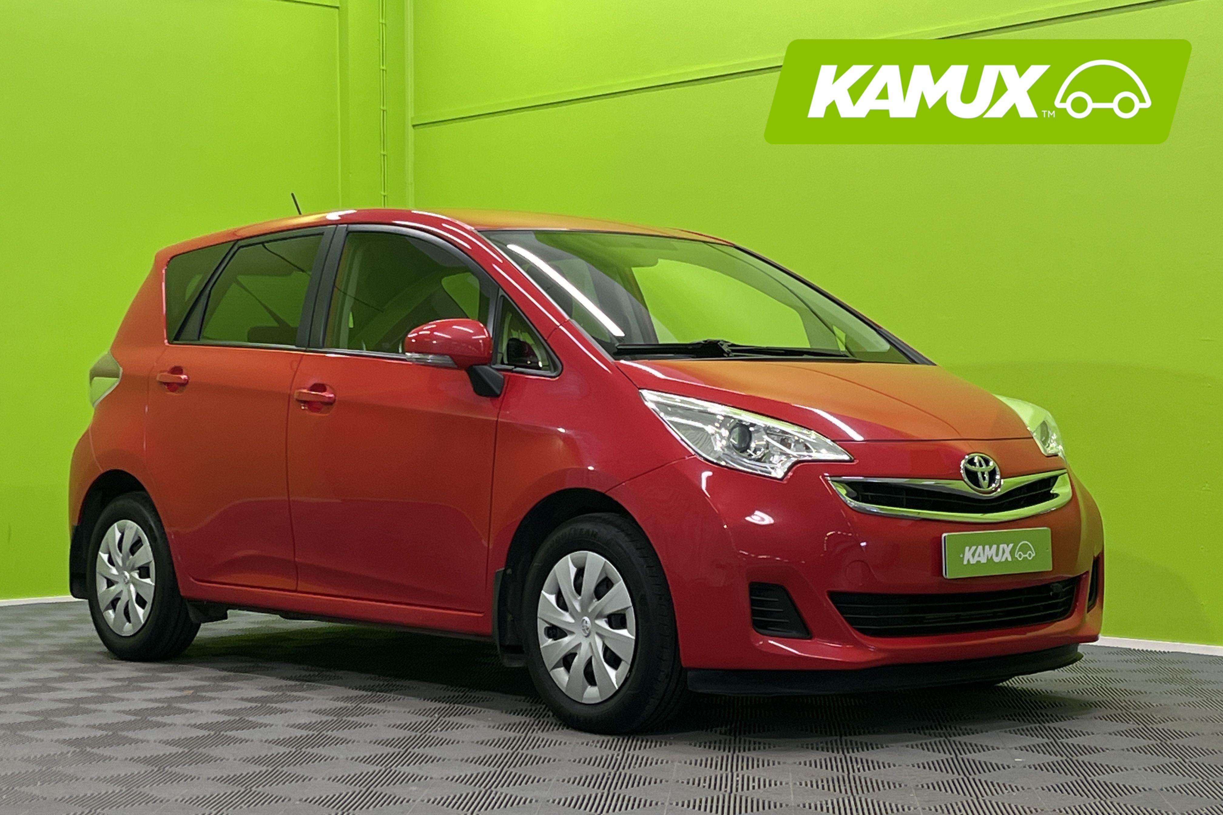 Toyota Verso-S 2014