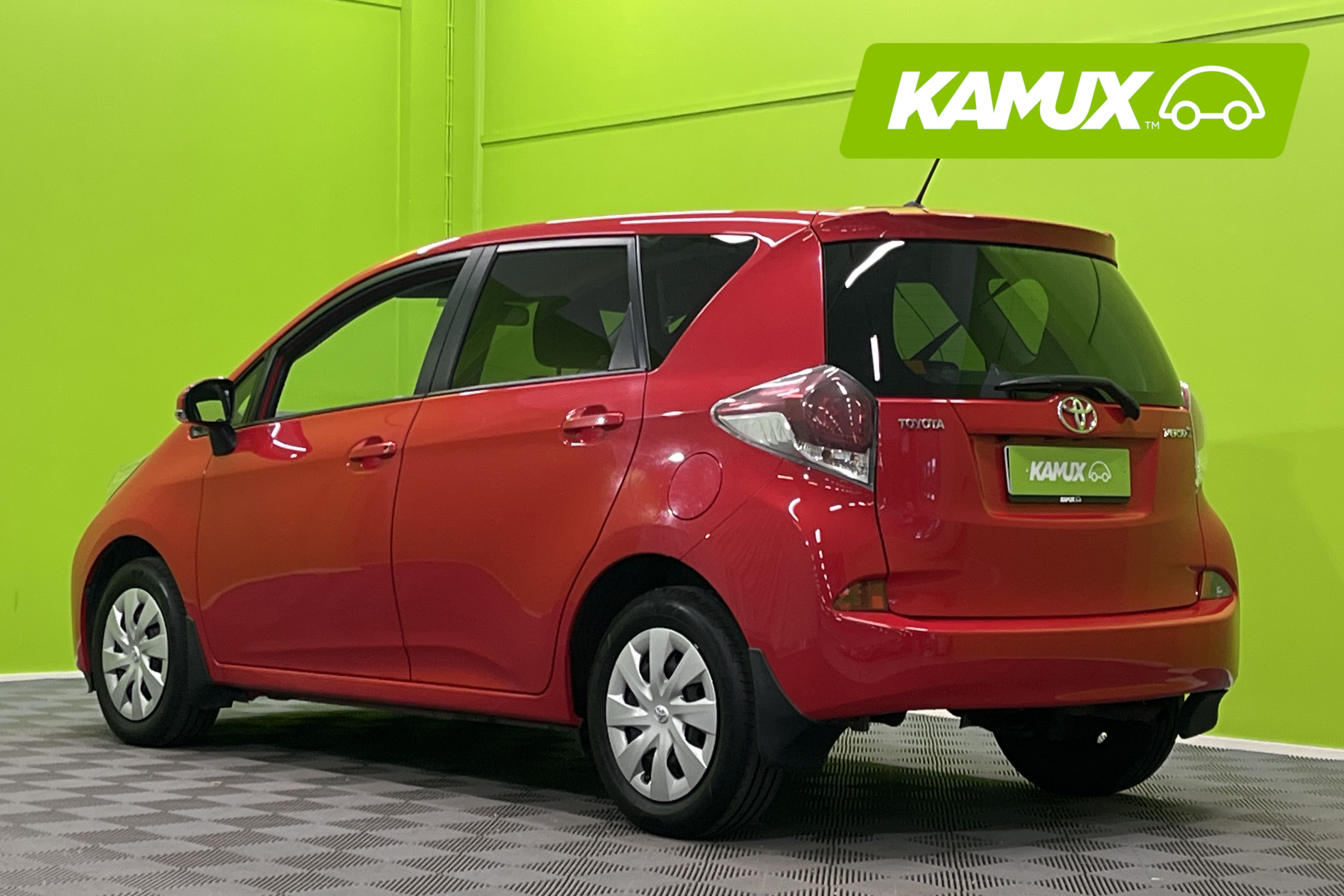 Toyota Verso-S 2014
