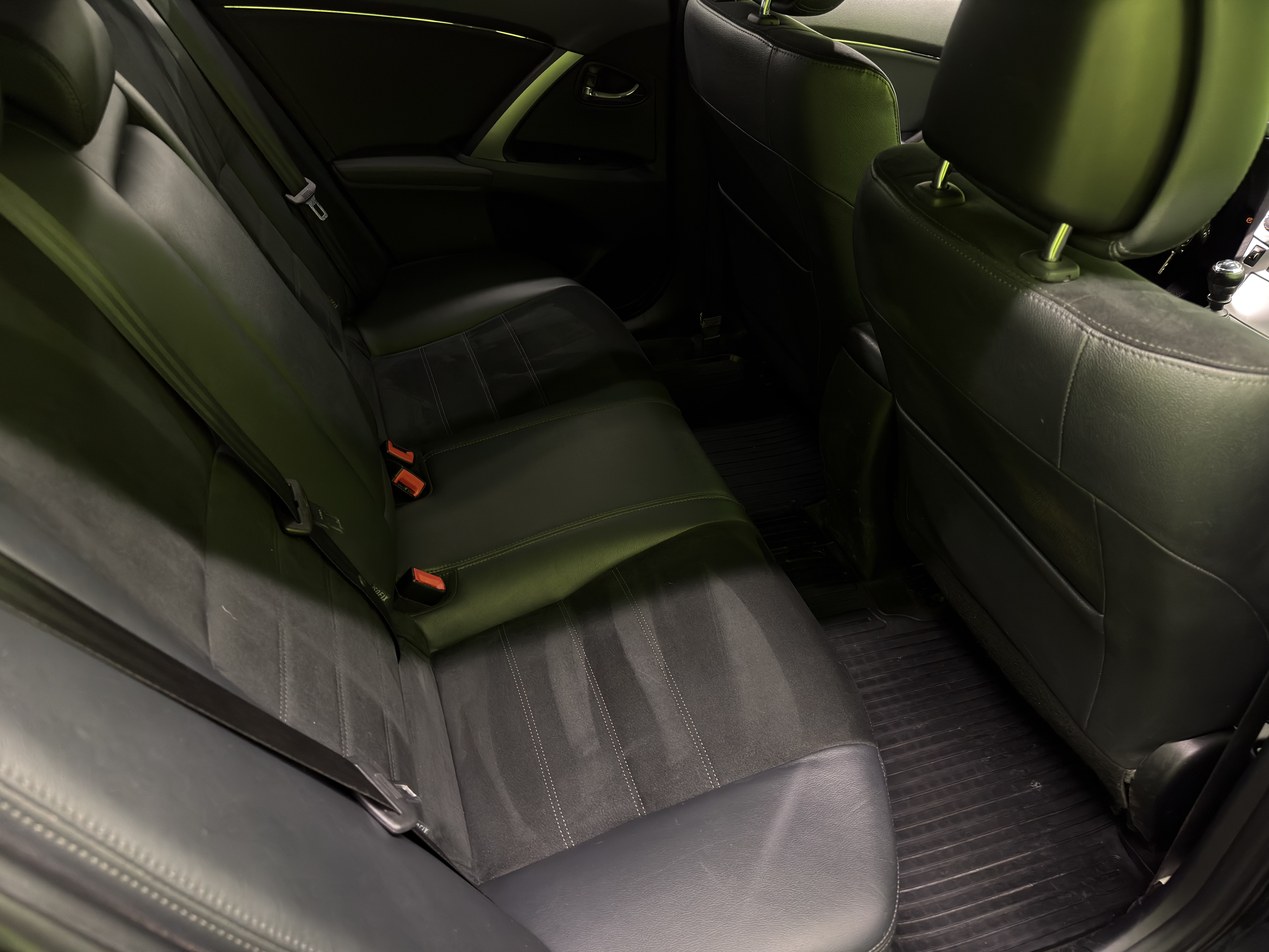 Toyota Avensis 2014