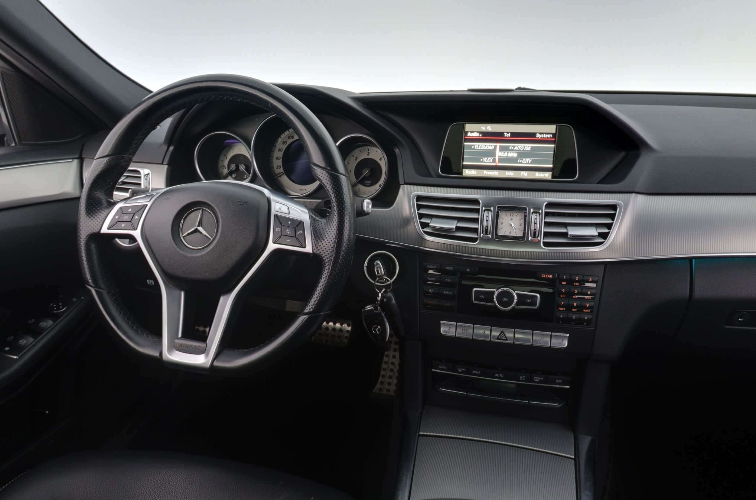Mercedes-Benz E 2013