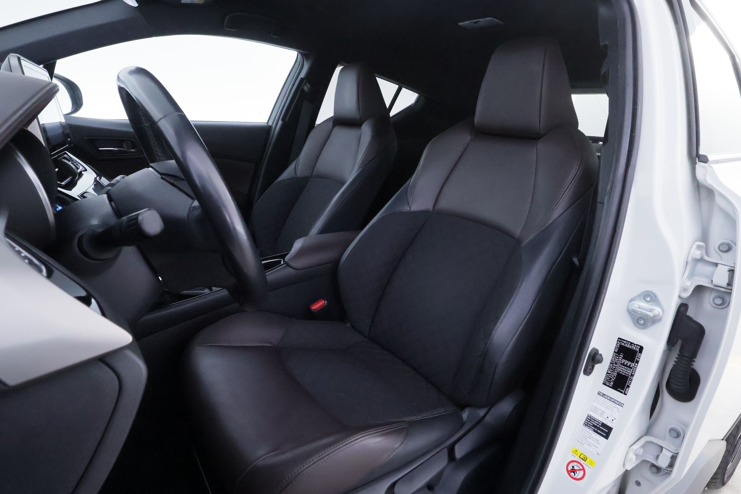 Toyota C-HR 2016