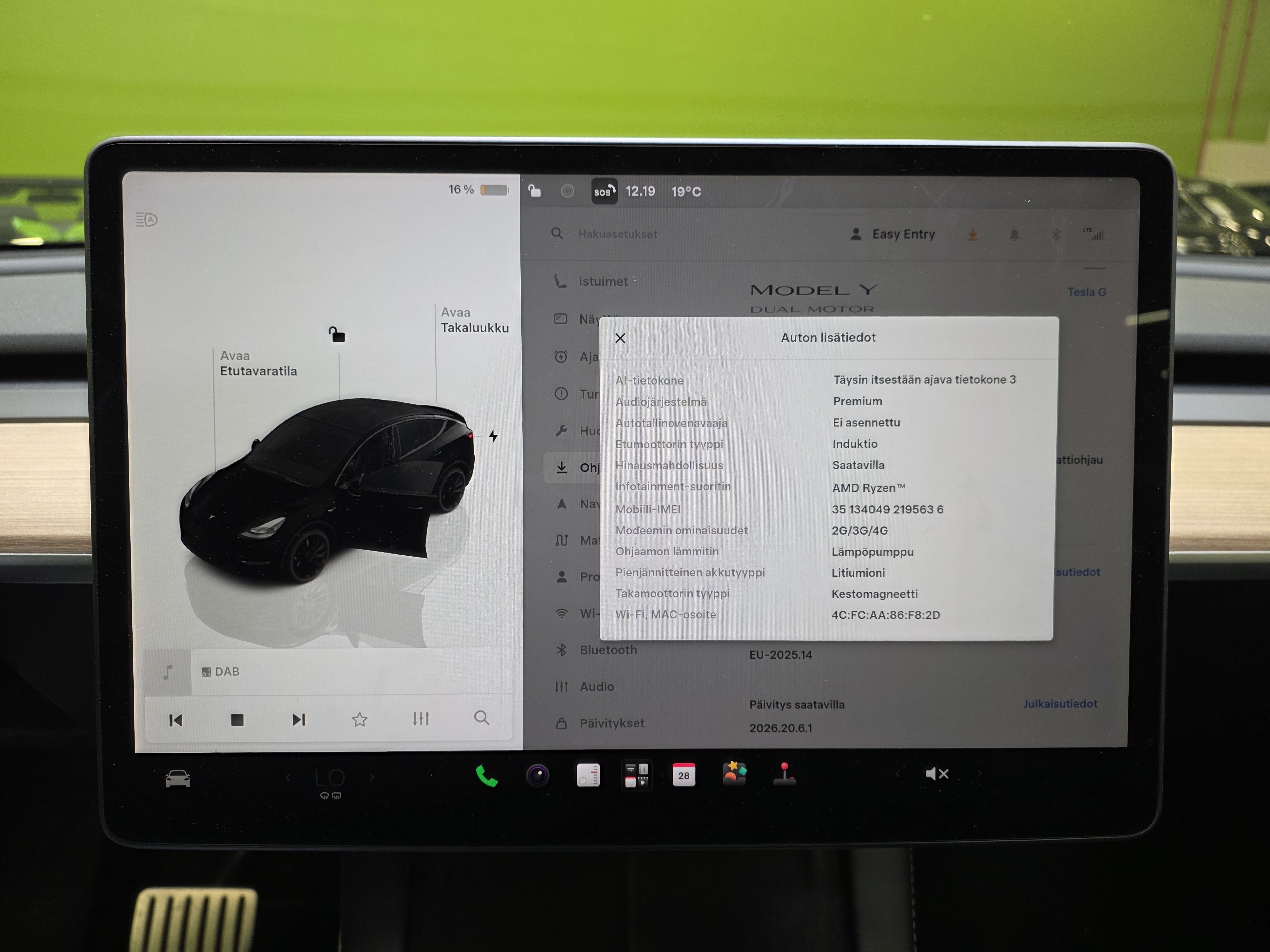 Tesla Model Y 2023