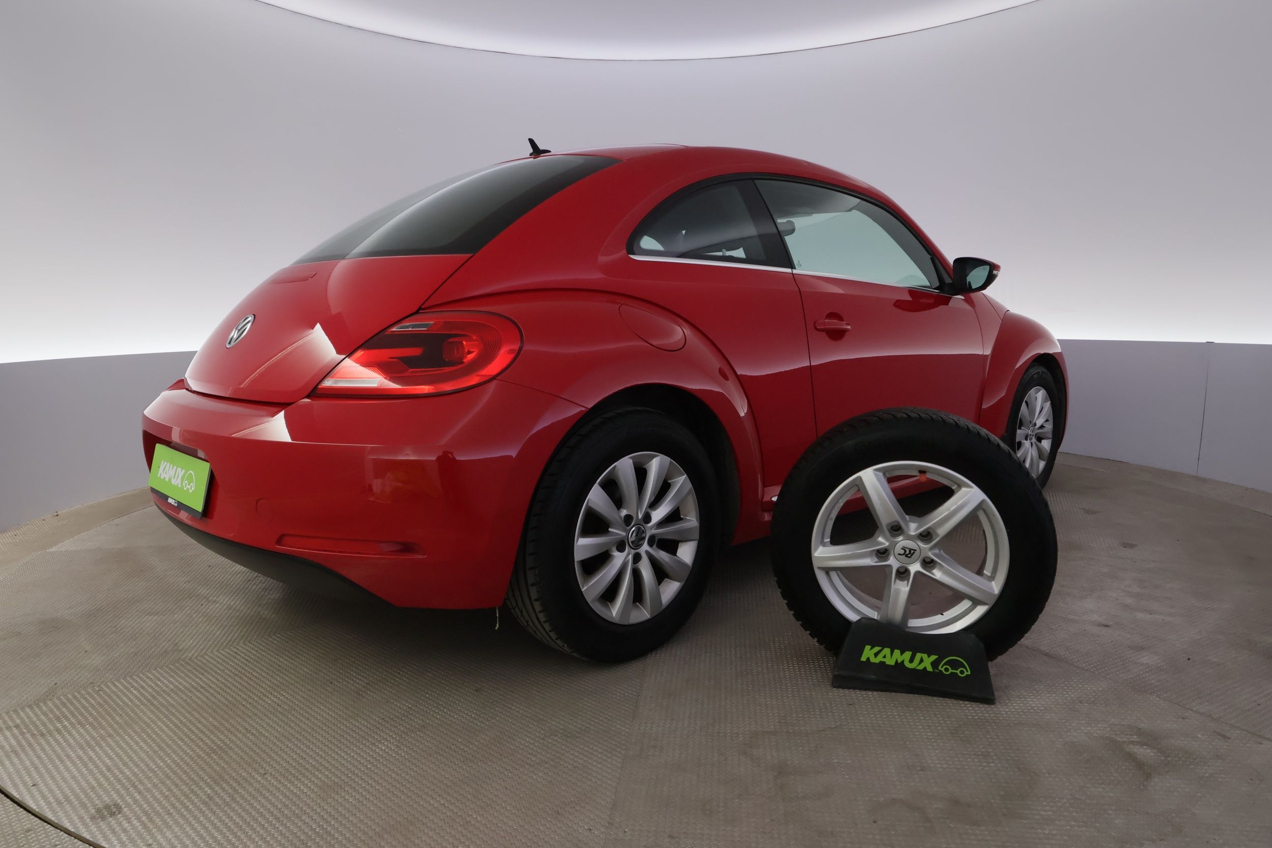 Volkswagen Beetle 2016