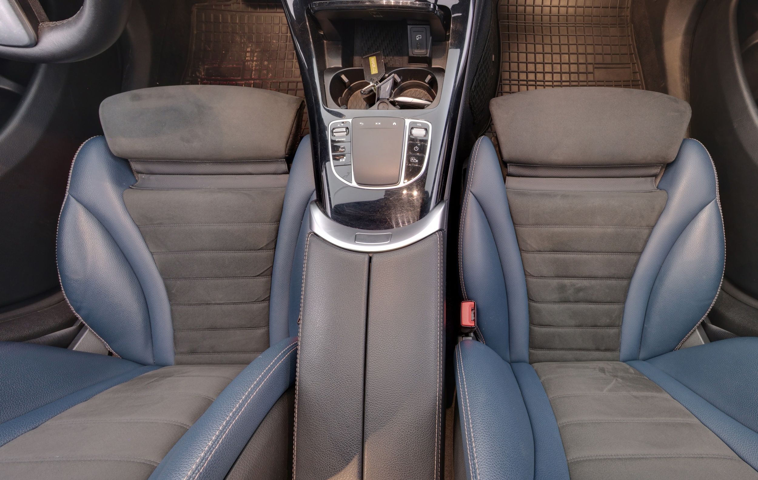Mercedes-Benz EQC 2020