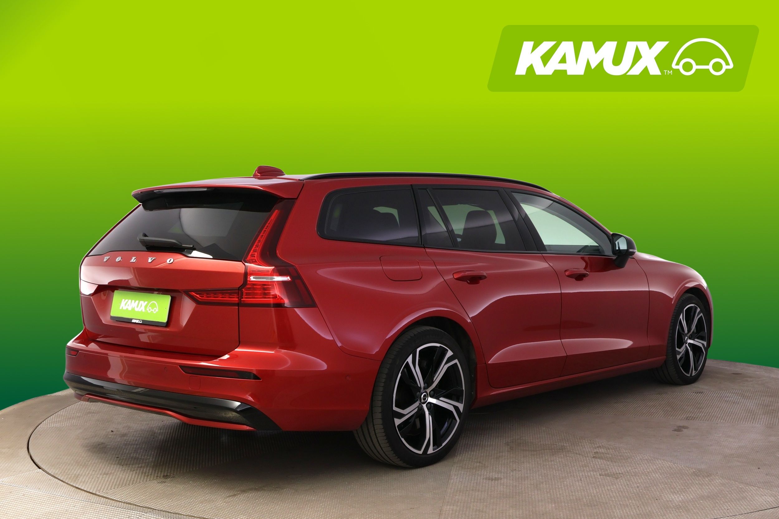 Volvo V60 2023