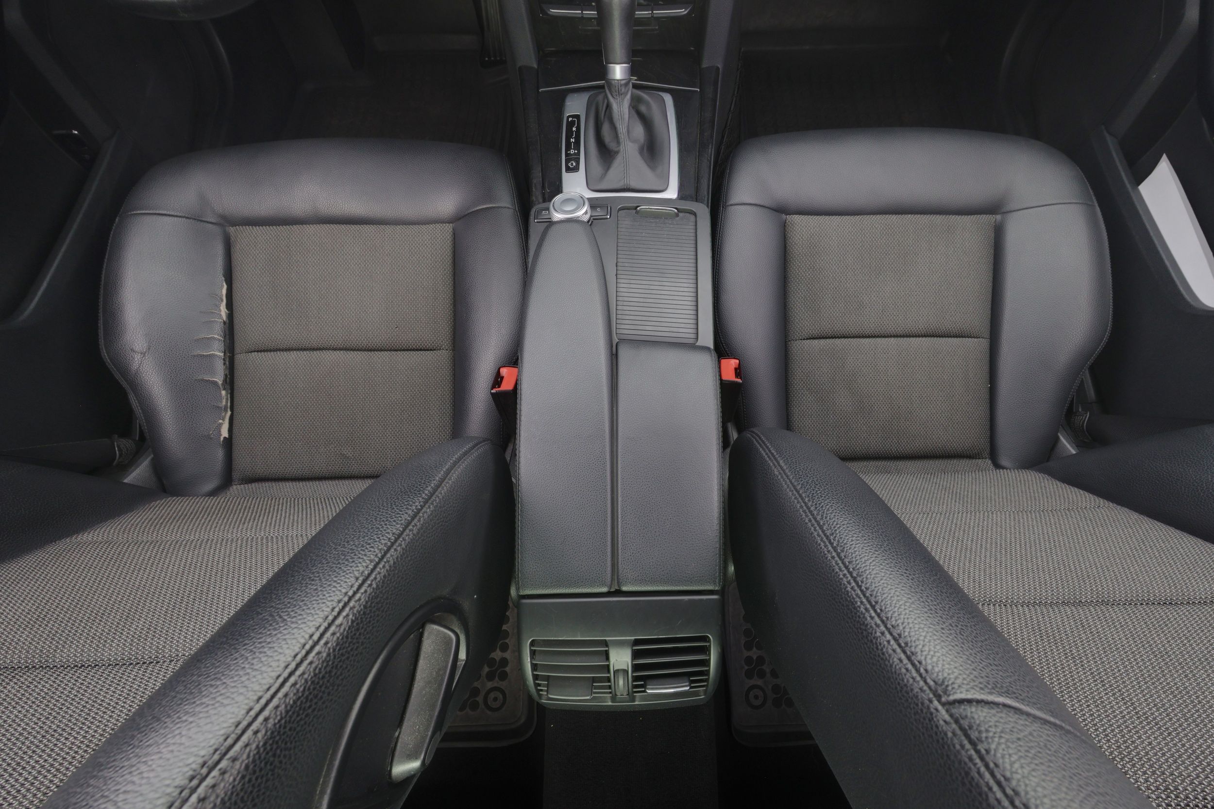 Mercedes-Benz E 2010