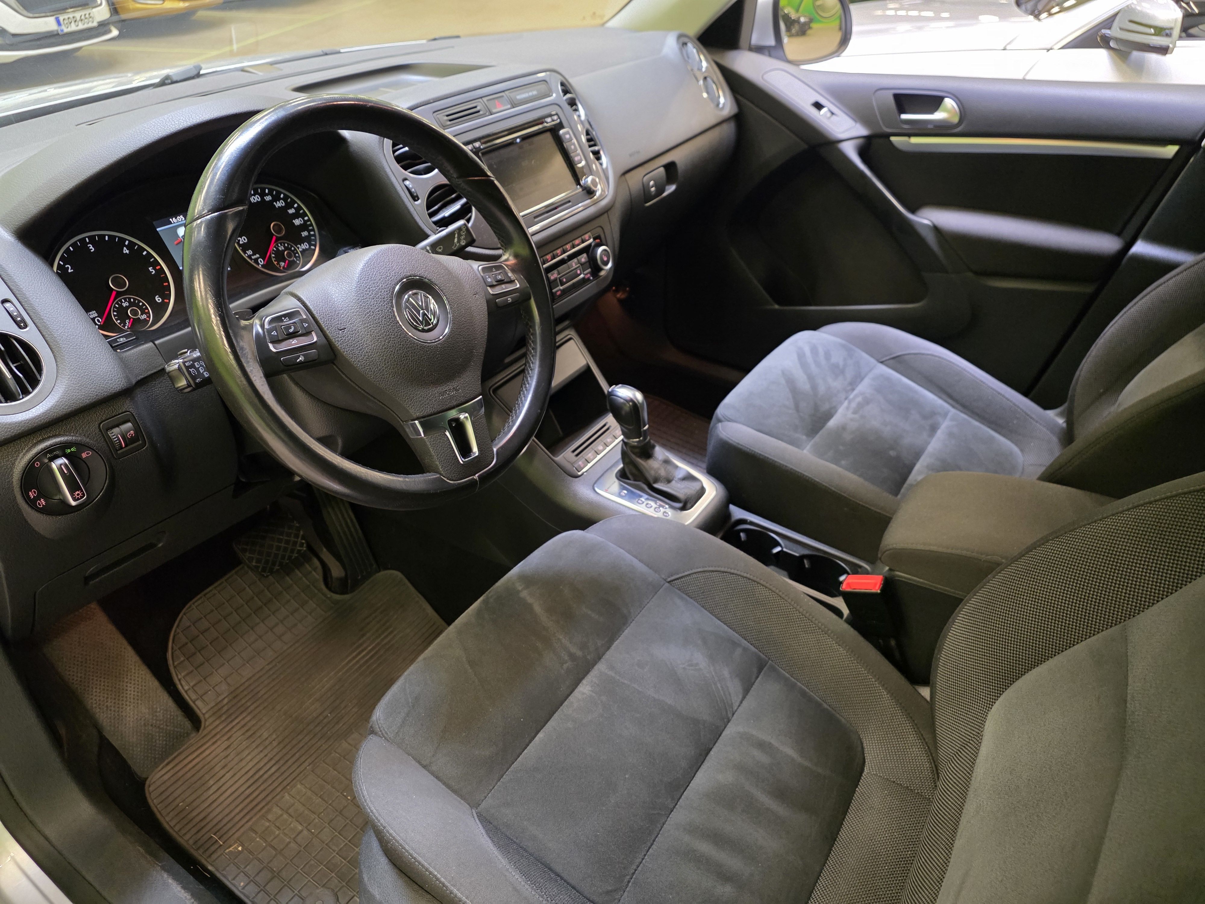 Volkswagen Tiguan 2012