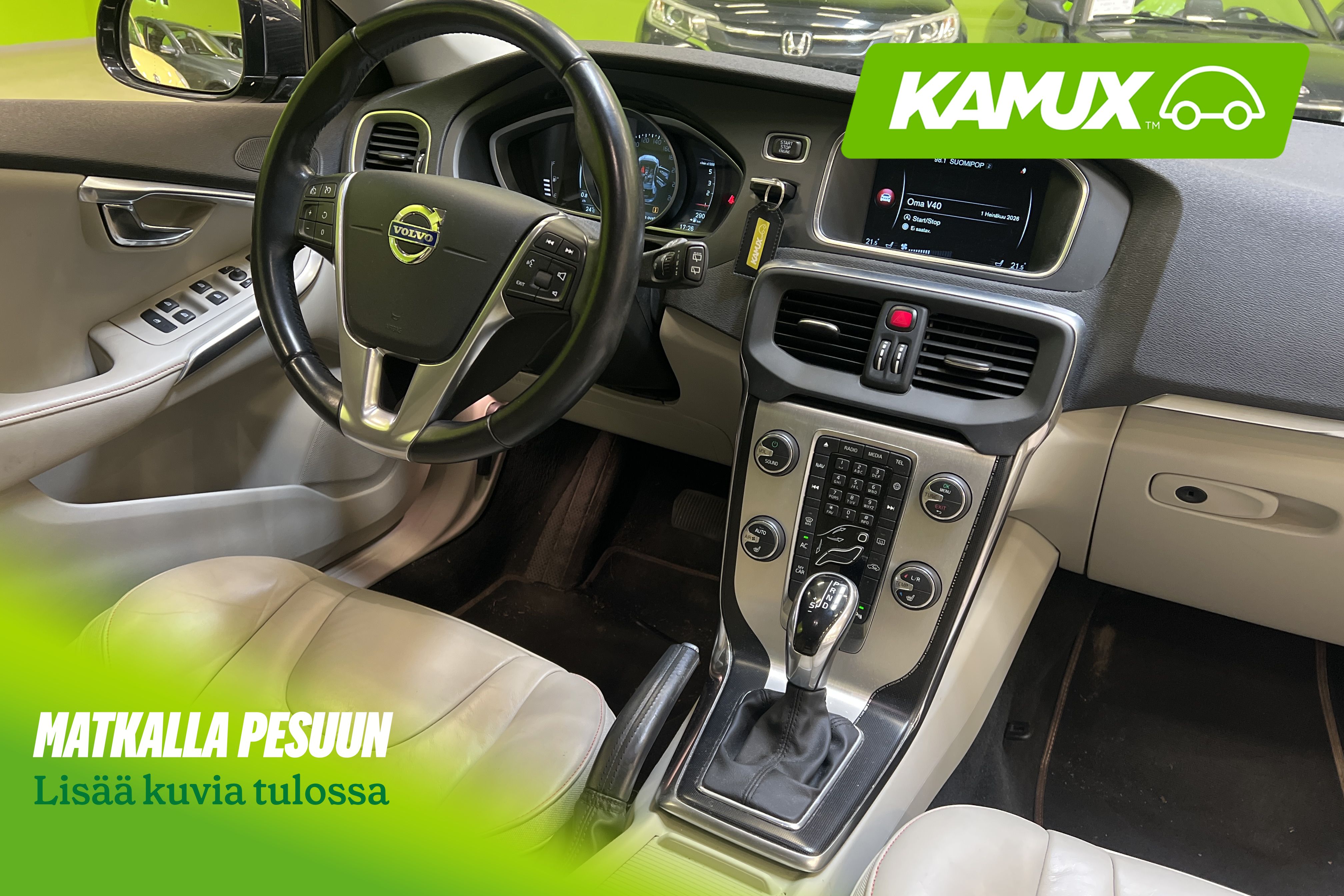 Volvo V40 2015