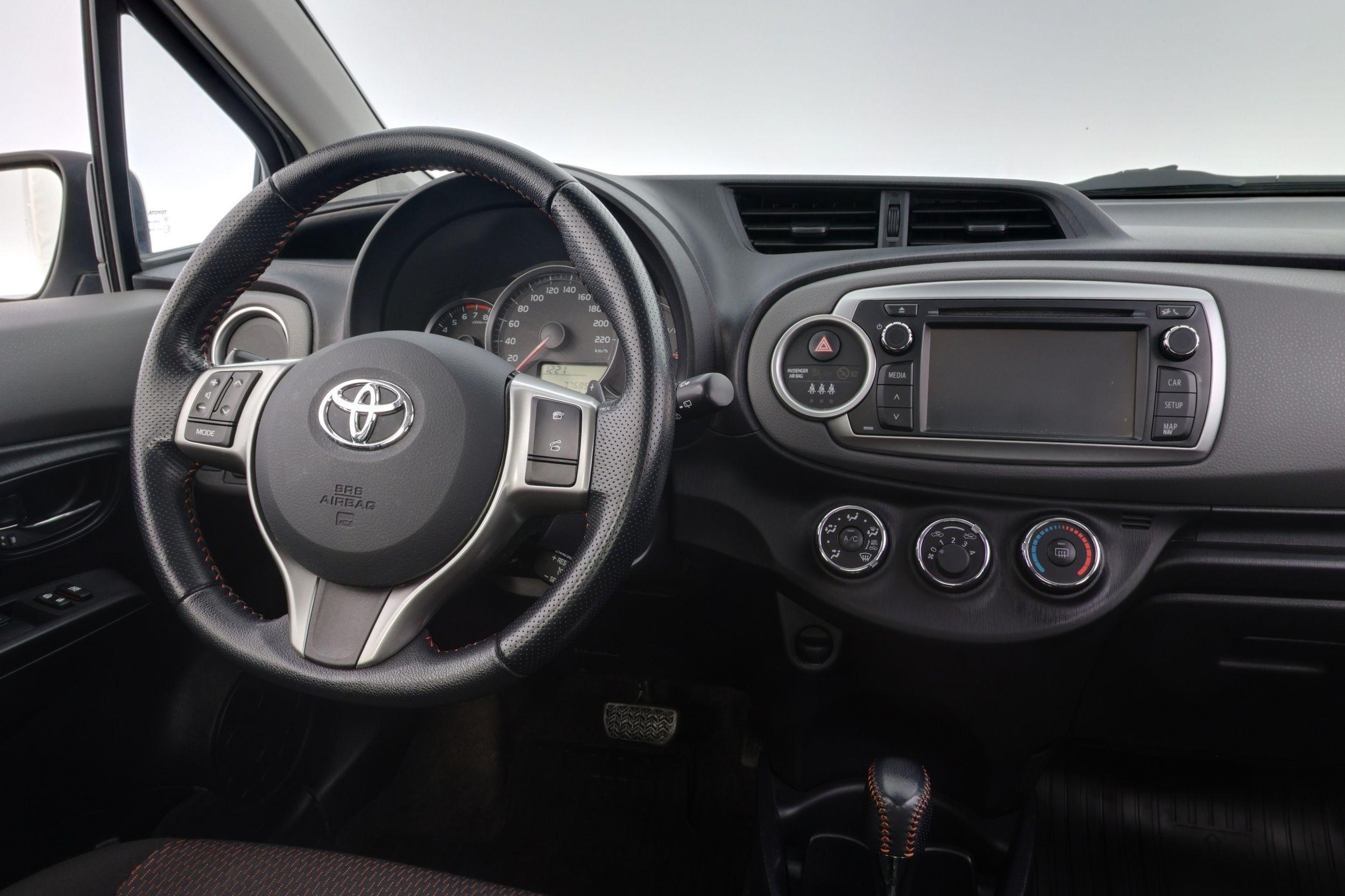 Toyota Yaris 2012