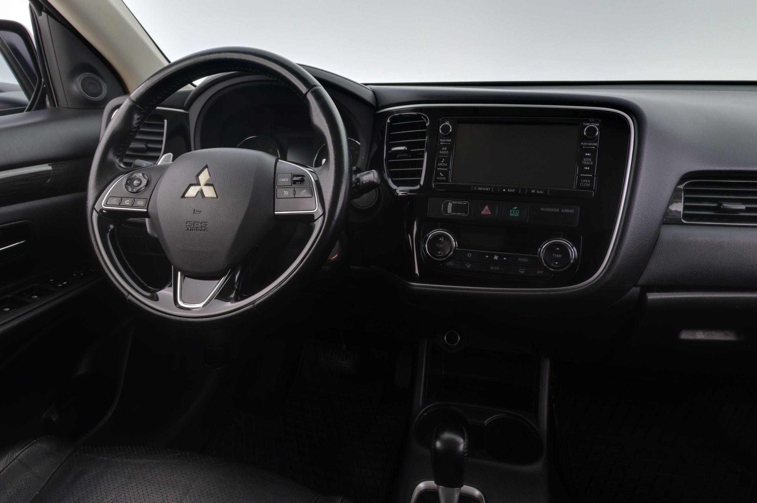 Mitsubishi Outlander 2016