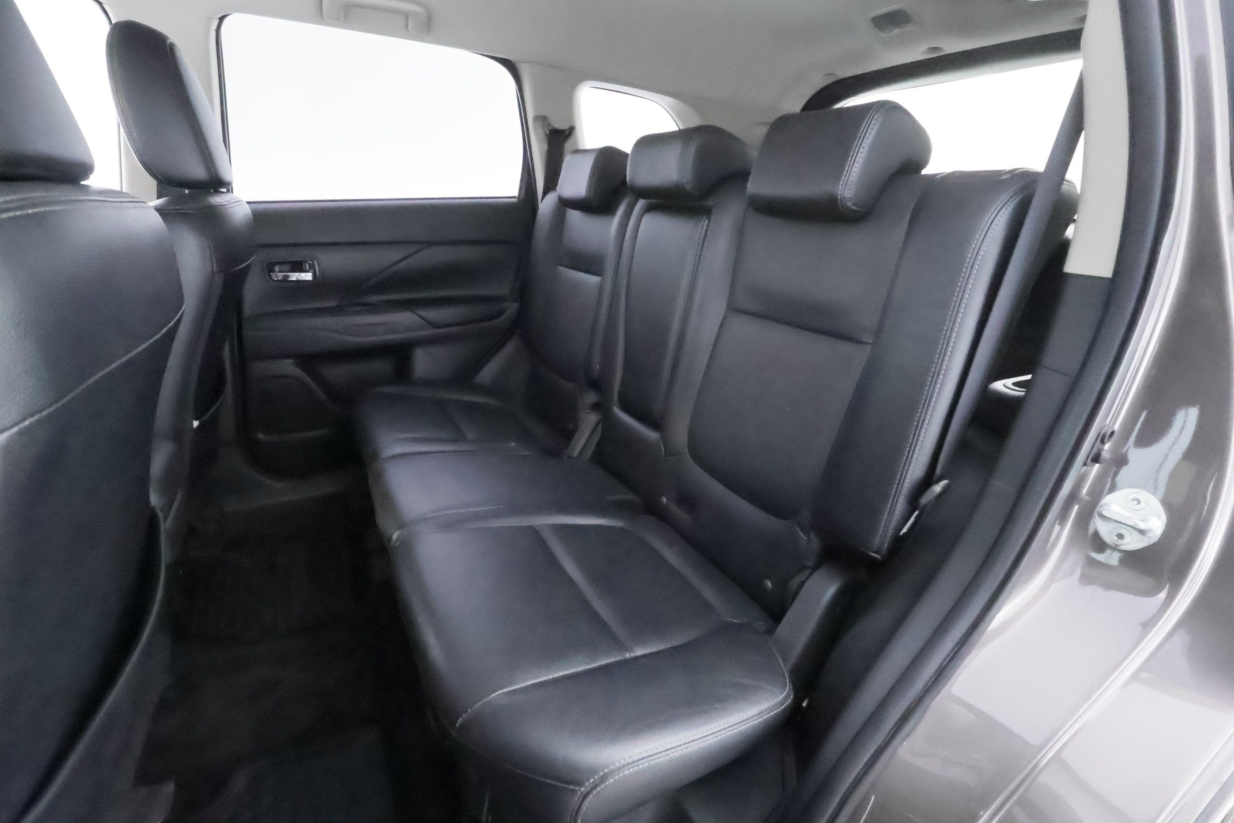 Mitsubishi Outlander 2016