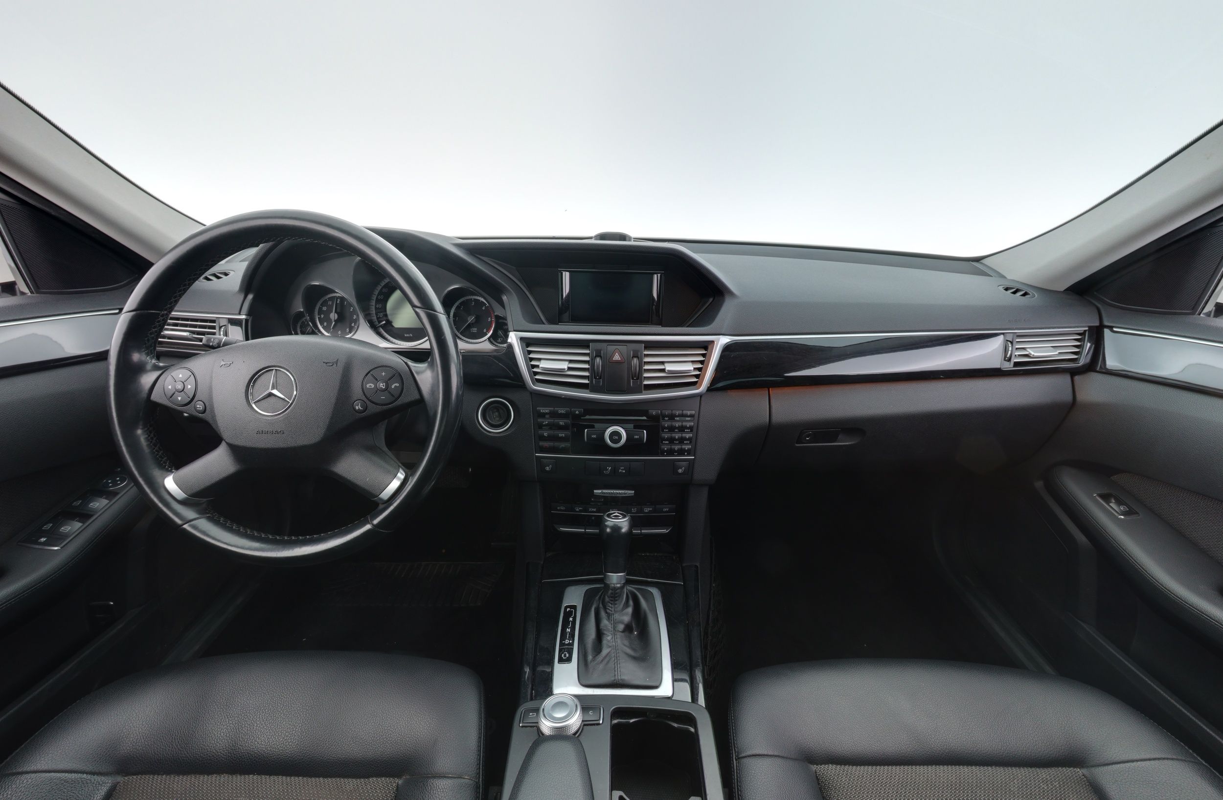 Mercedes-Benz E 2011