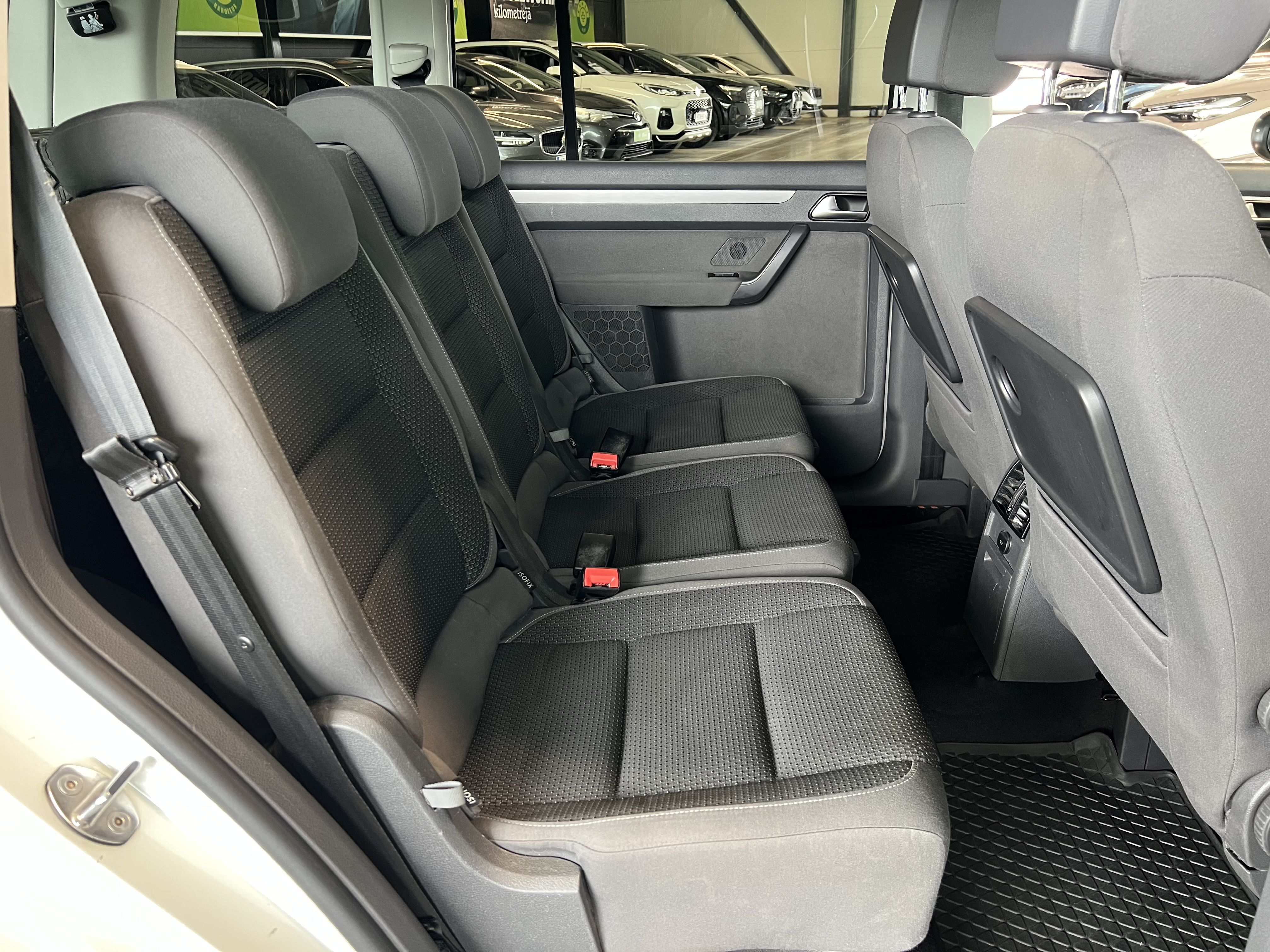 Volkswagen Touran 2015