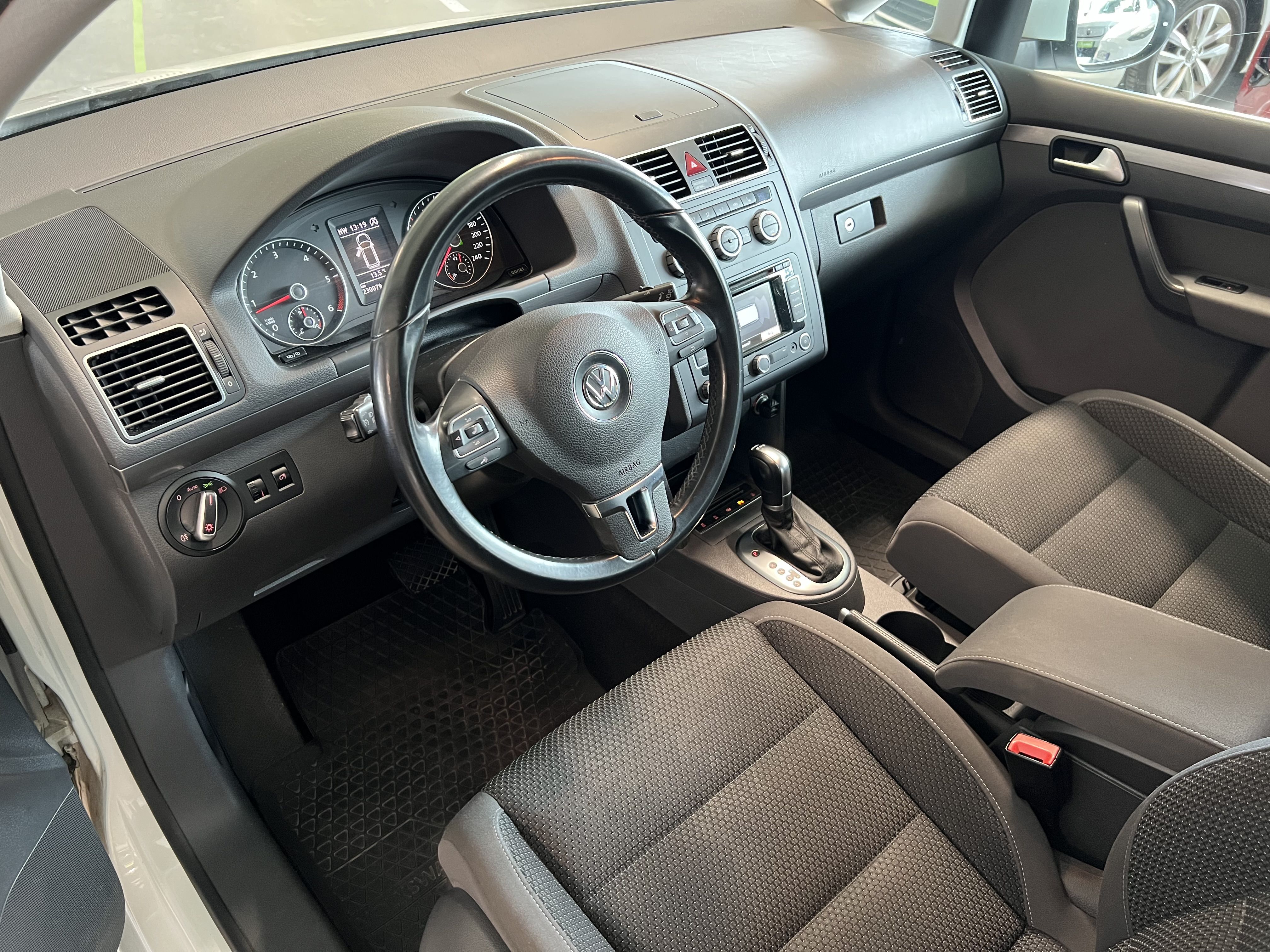 Volkswagen Touran 2015
