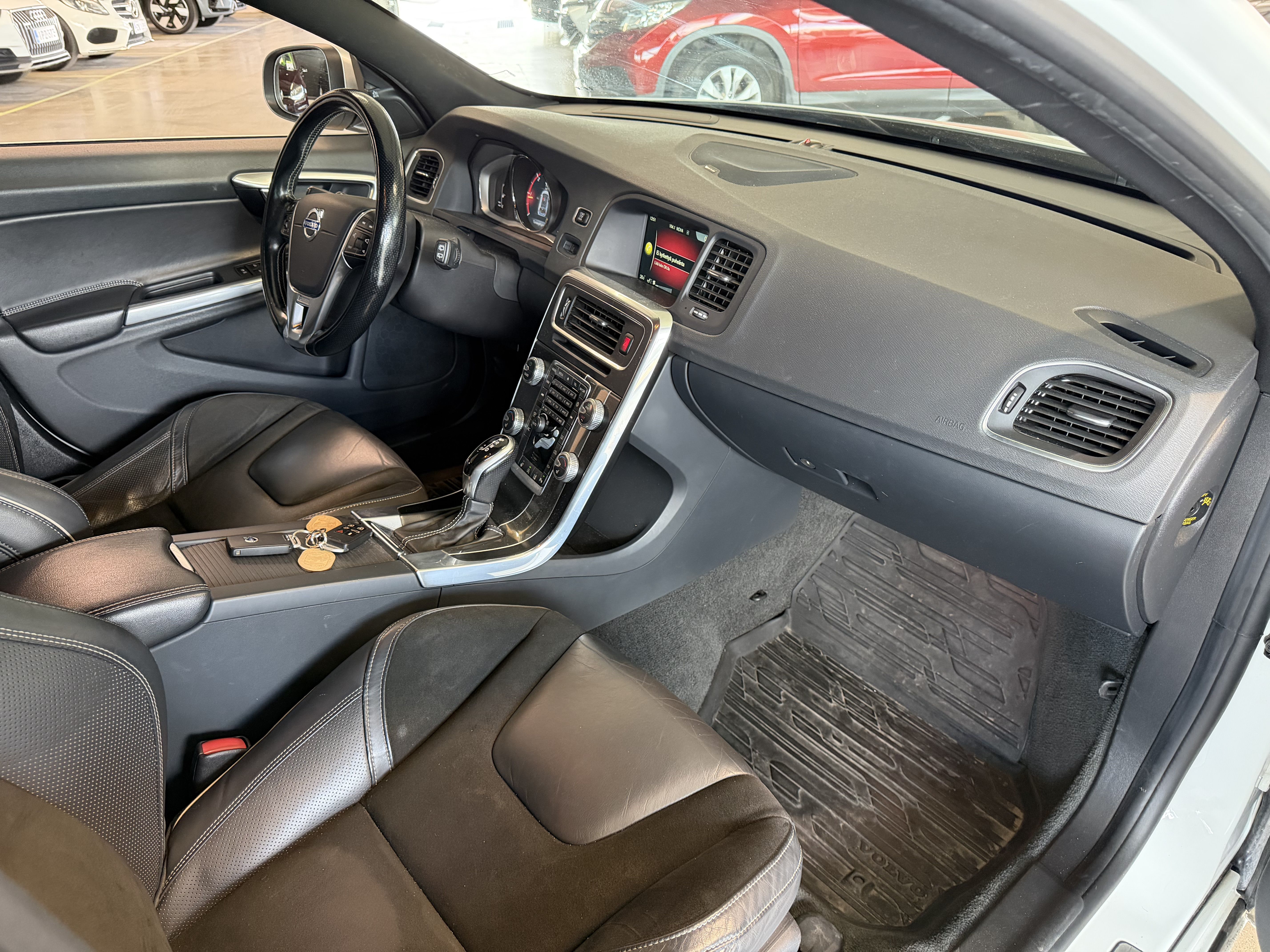 Volvo V60 2015