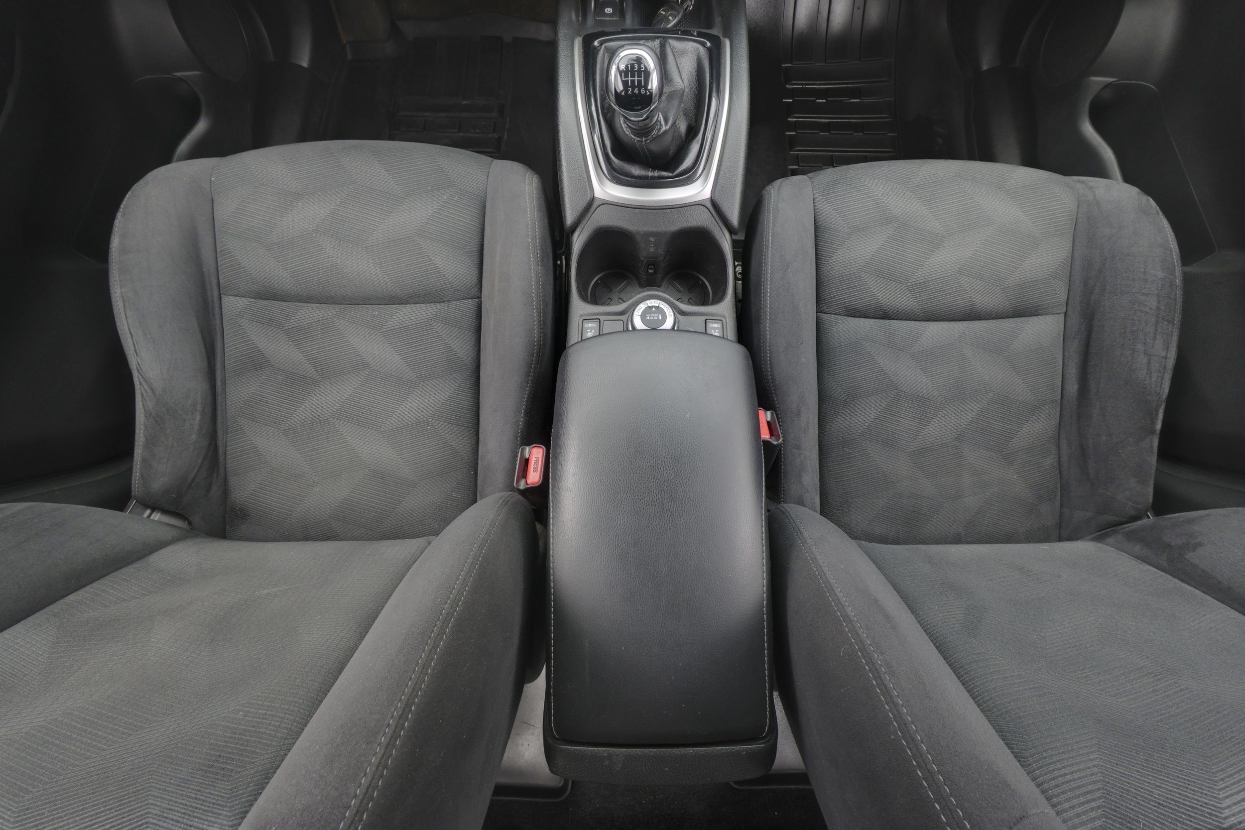 Nissan X-Trail 2015