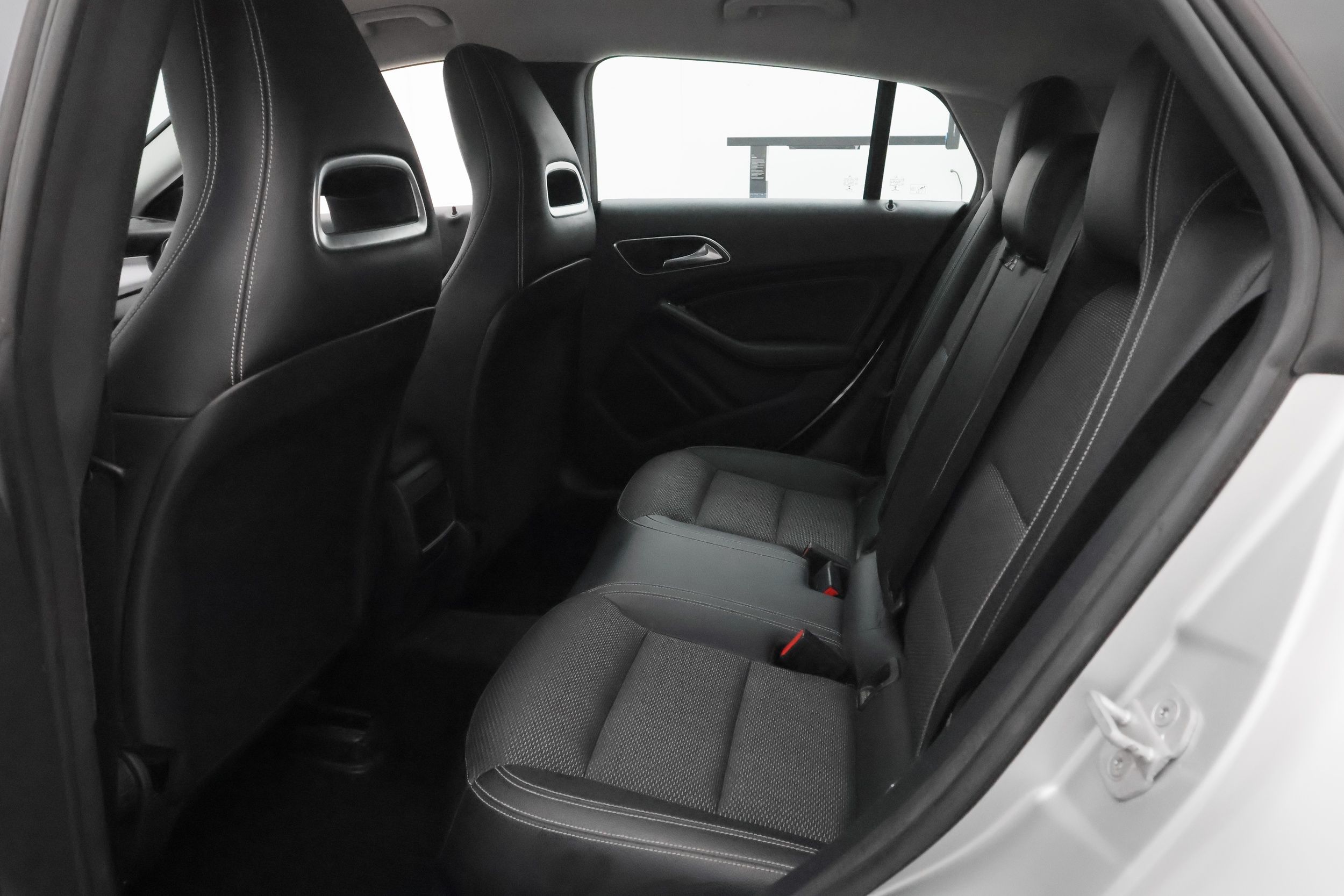 Mercedes-Benz CLA 2015