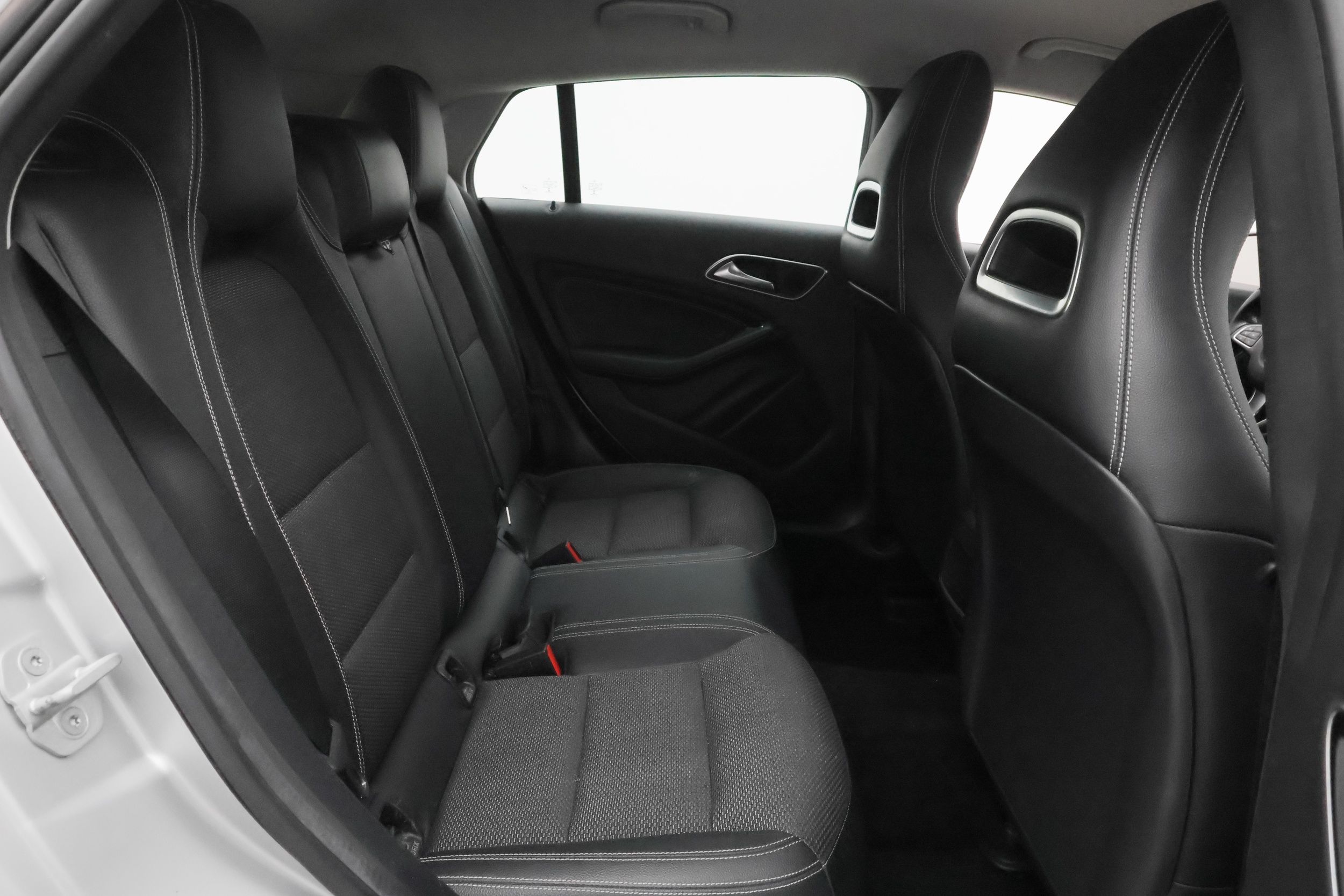 Mercedes-Benz CLA 2015