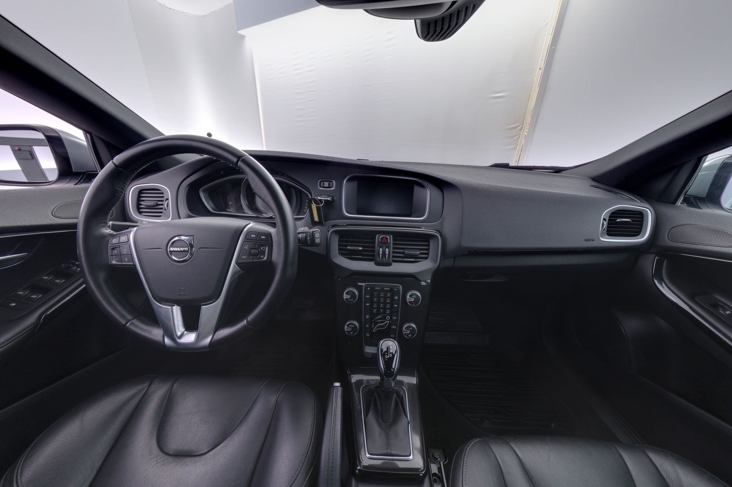 Volvo V40 2019