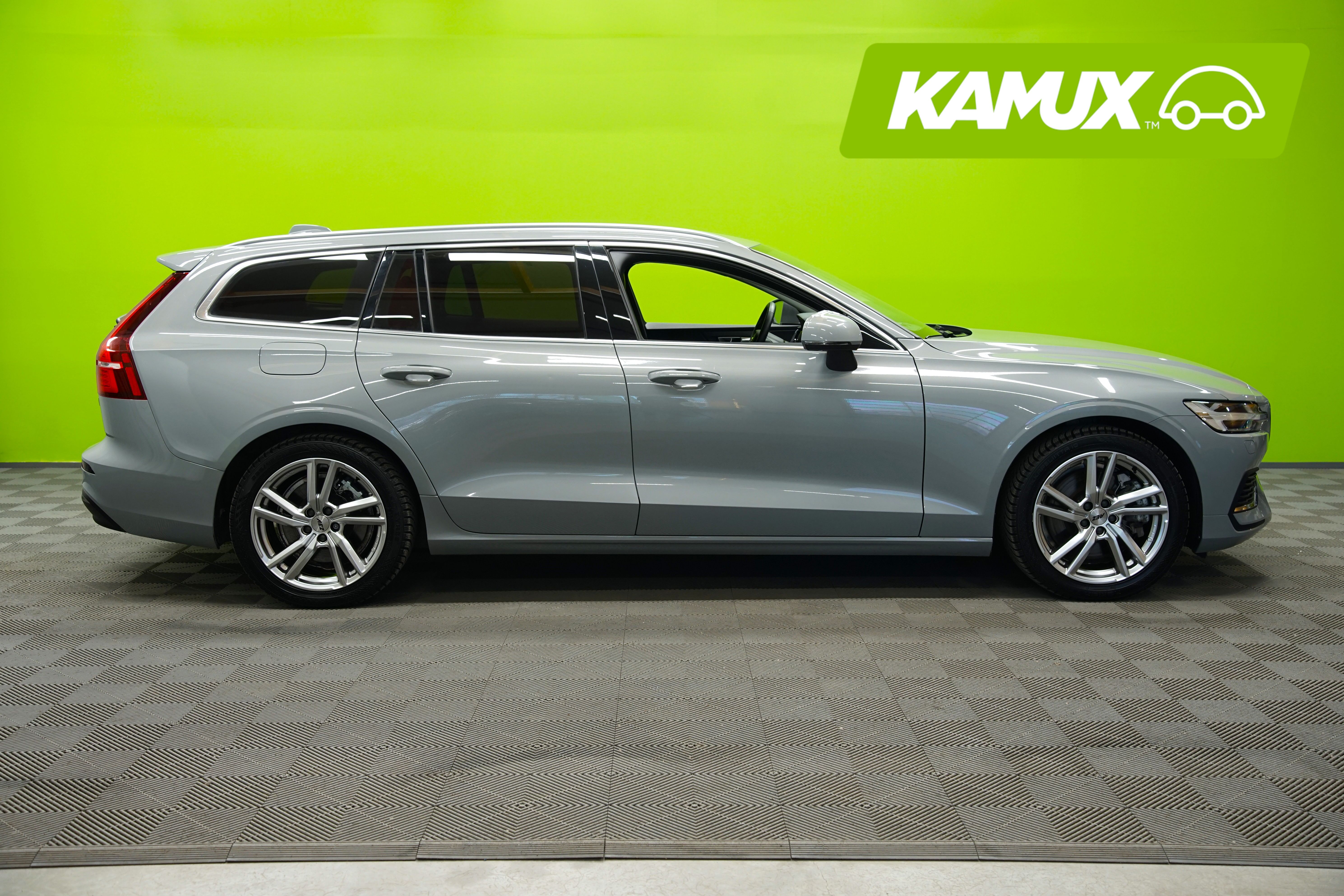 Volvo V60 2023