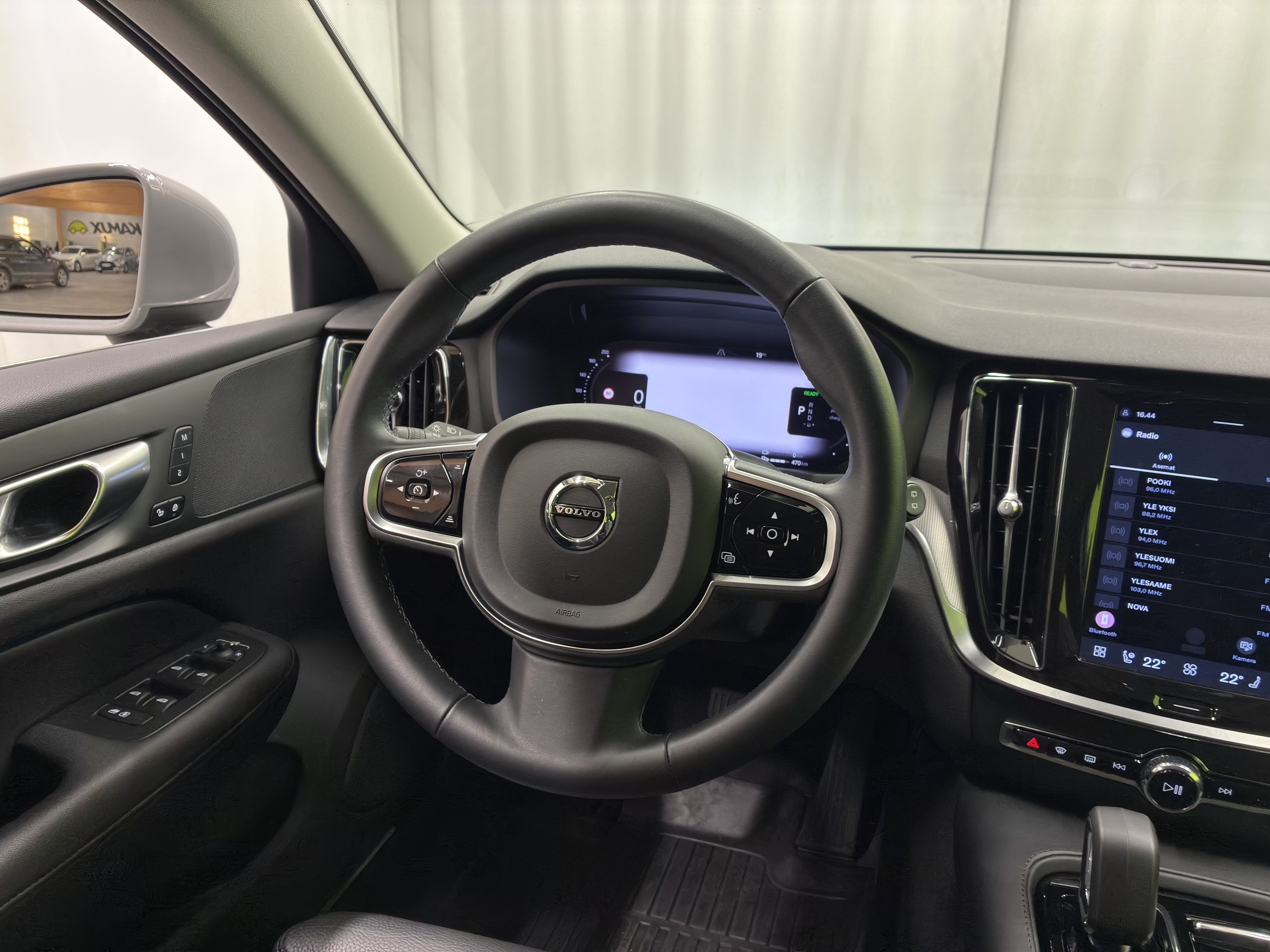 Volvo V60 2023