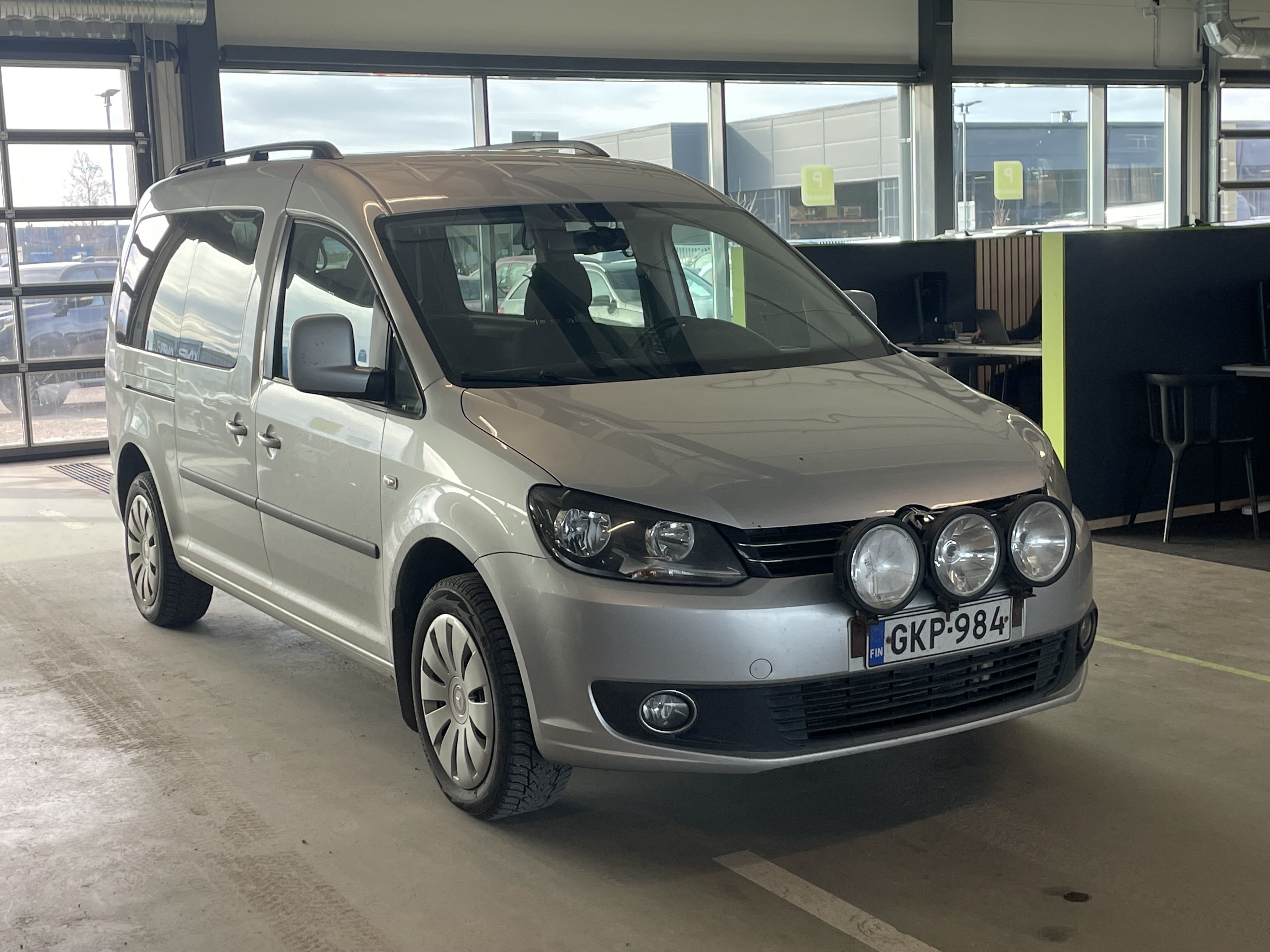 Volkswagen Caddy Maxi 2012