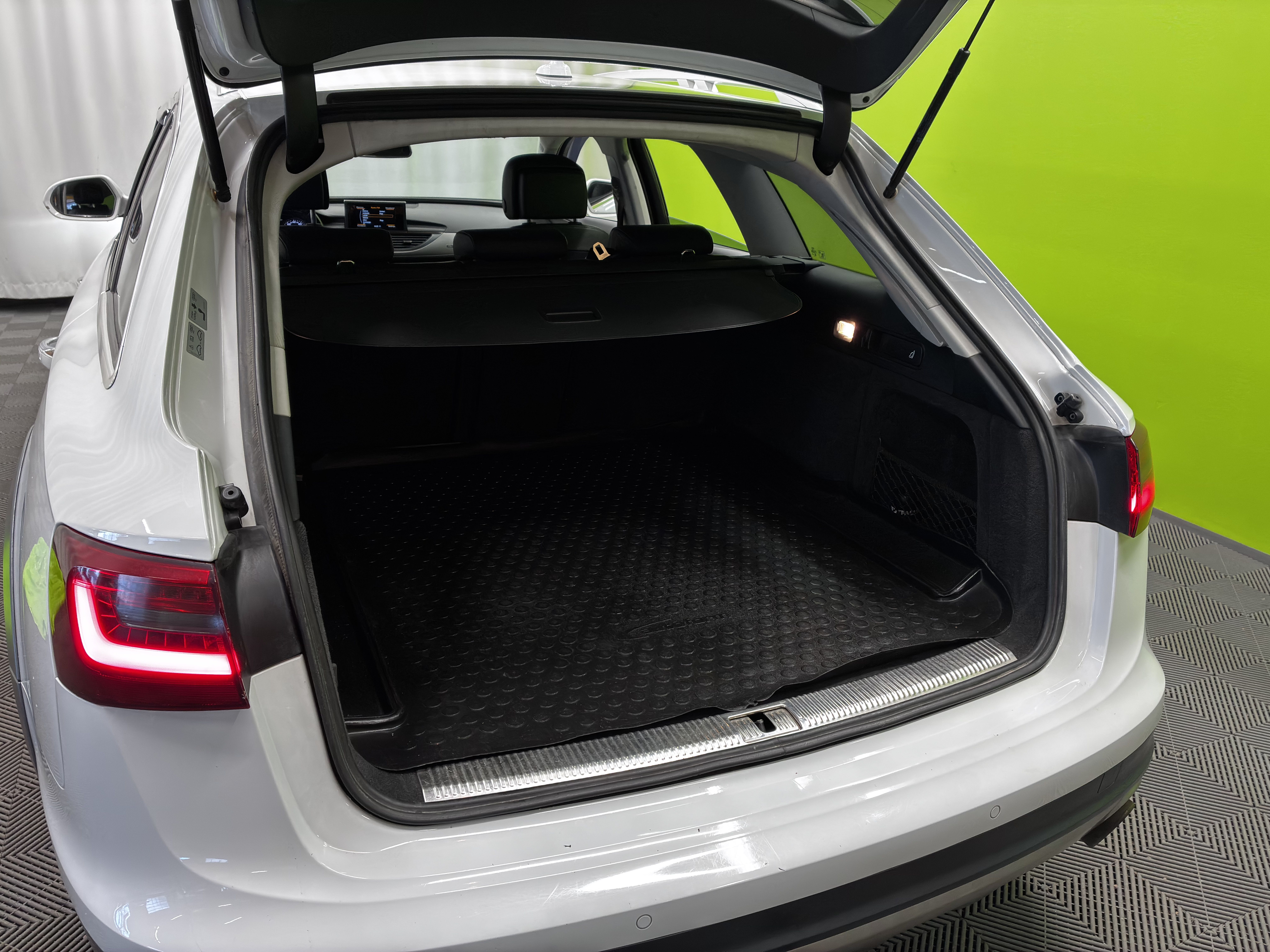 Audi A6 Allroad 2014