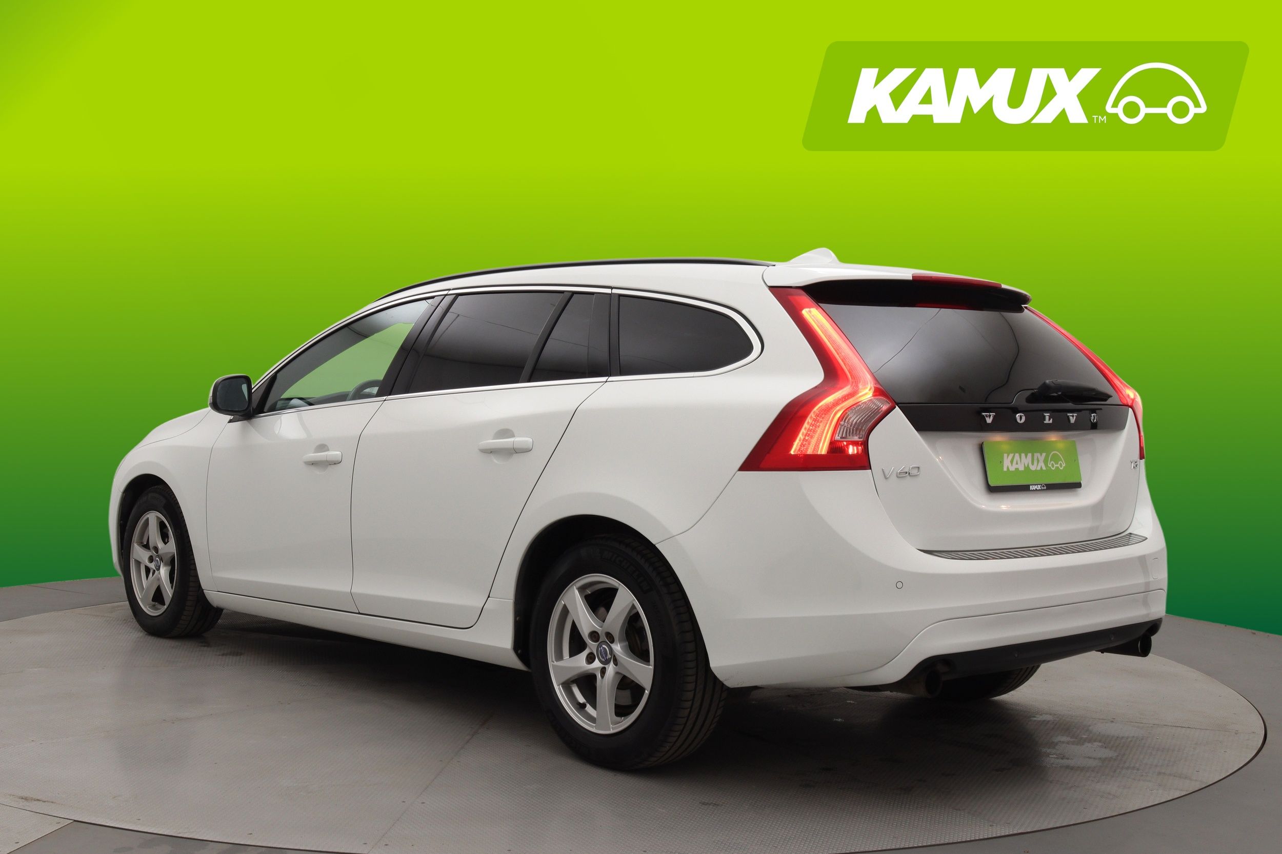 Volvo V60 2015
