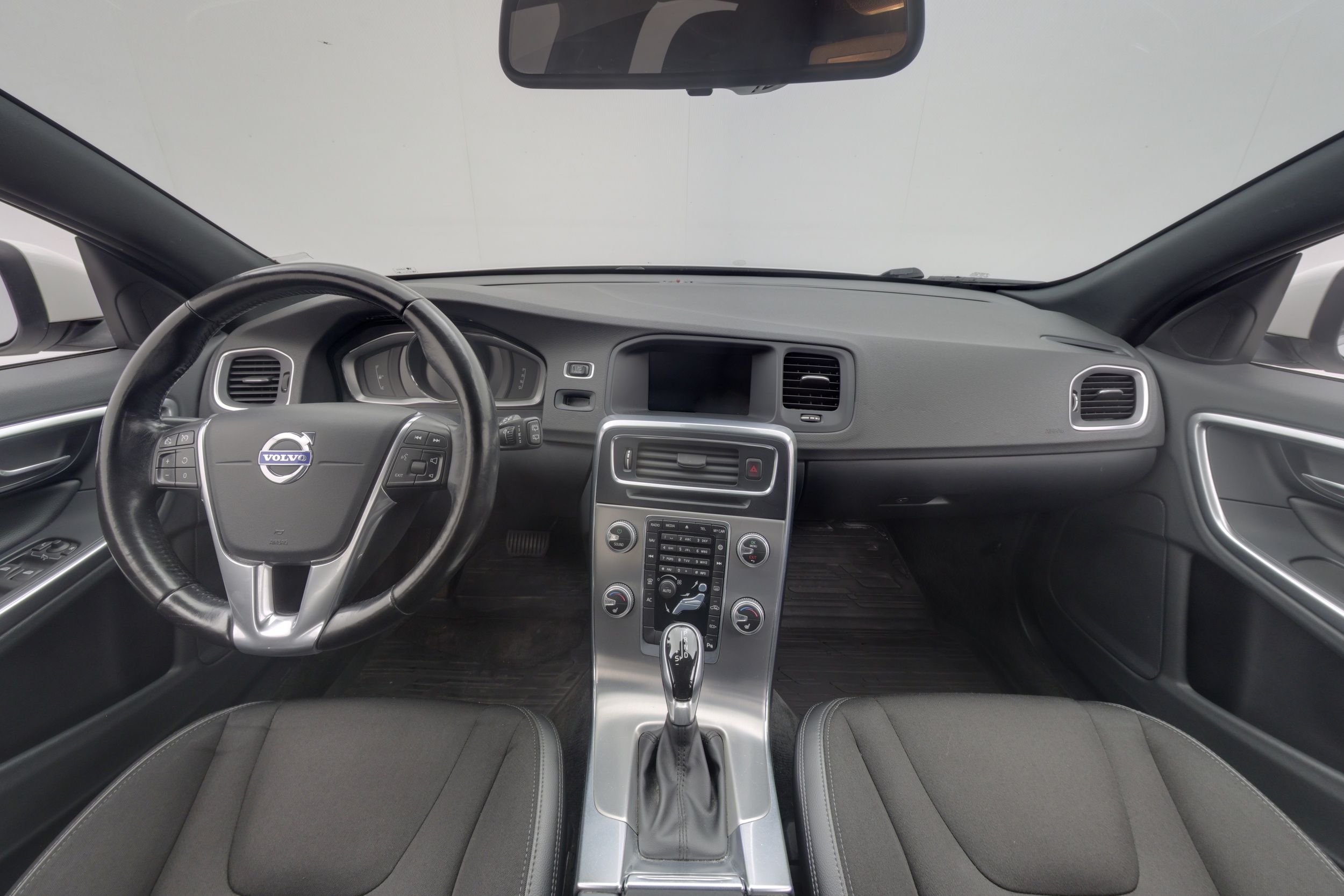 Volvo V60 2015