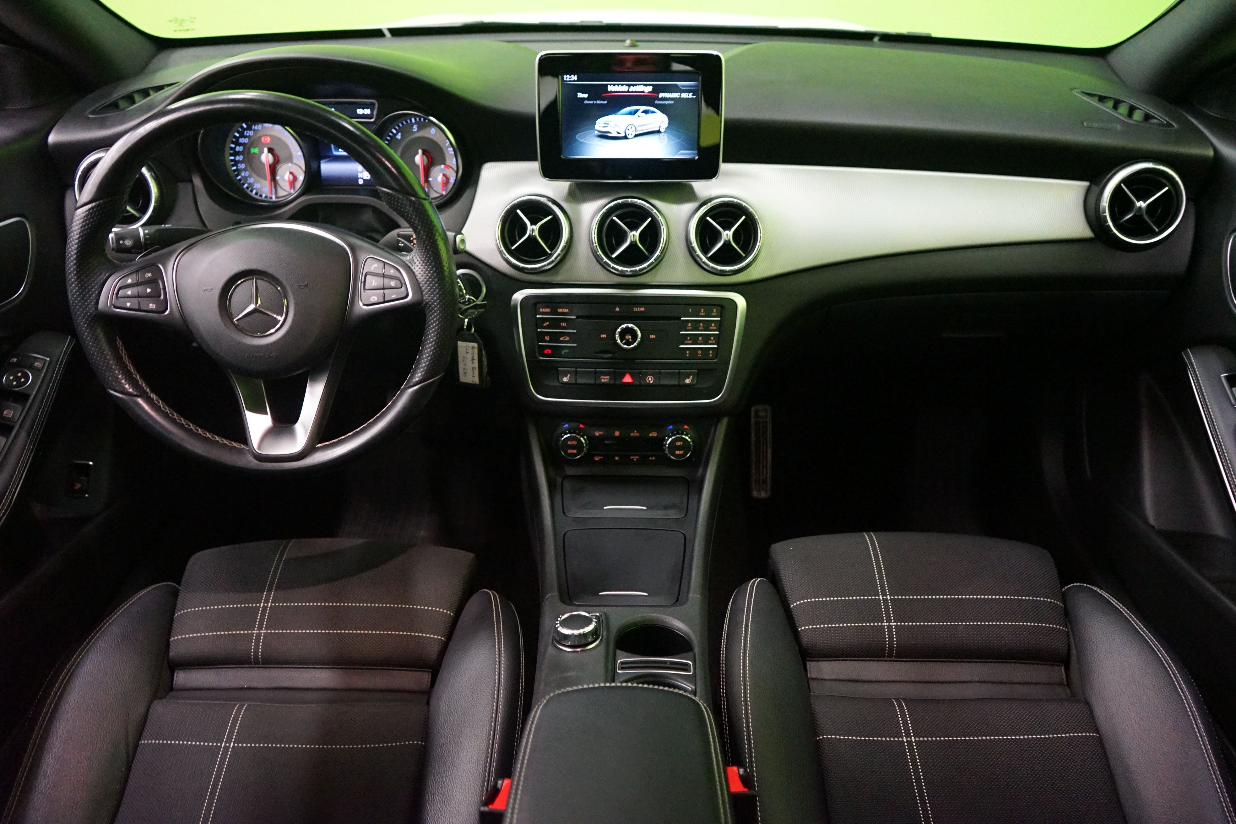 Mercedes-Benz CLA 2016