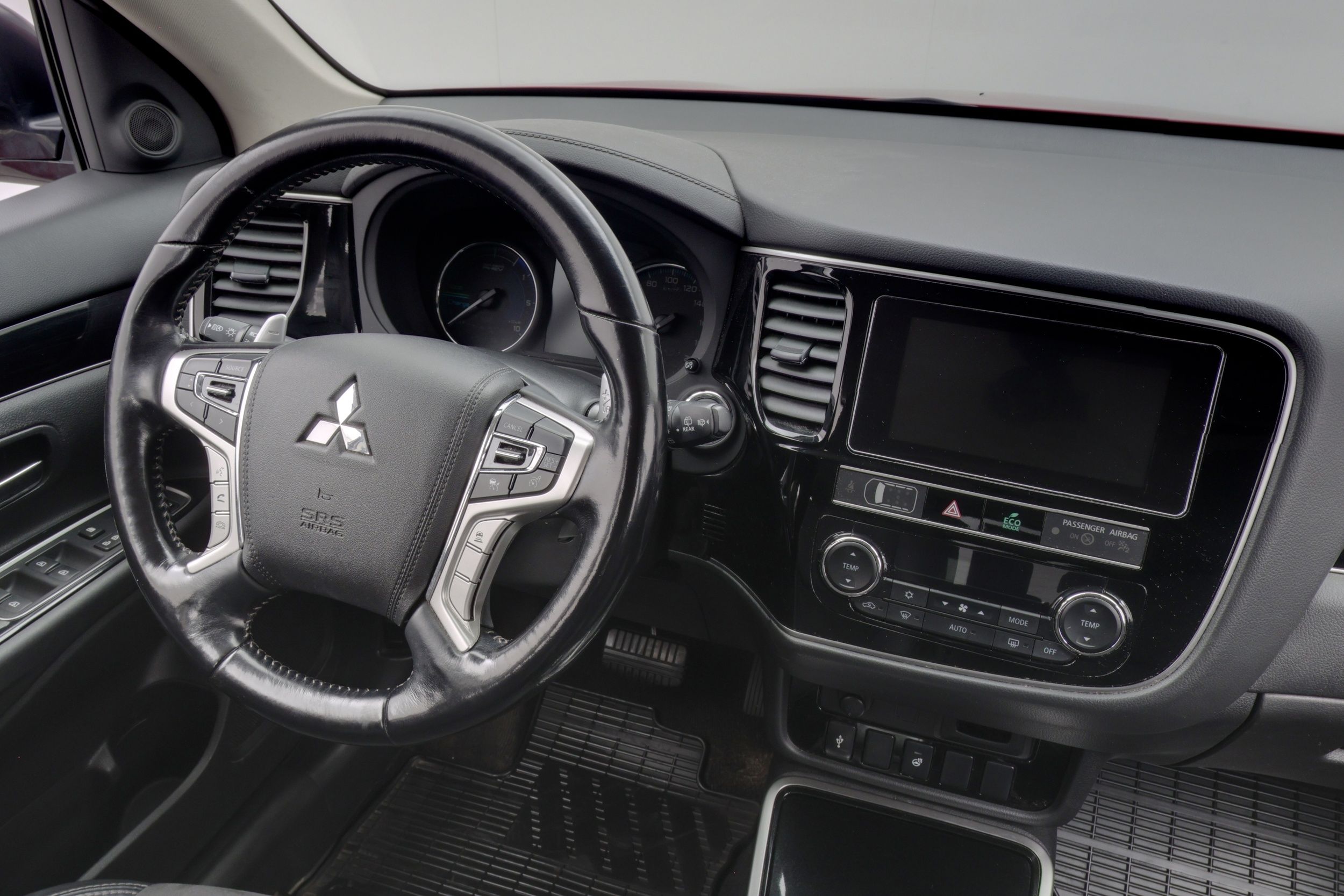 Mitsubishi Outlander PHEV 2019