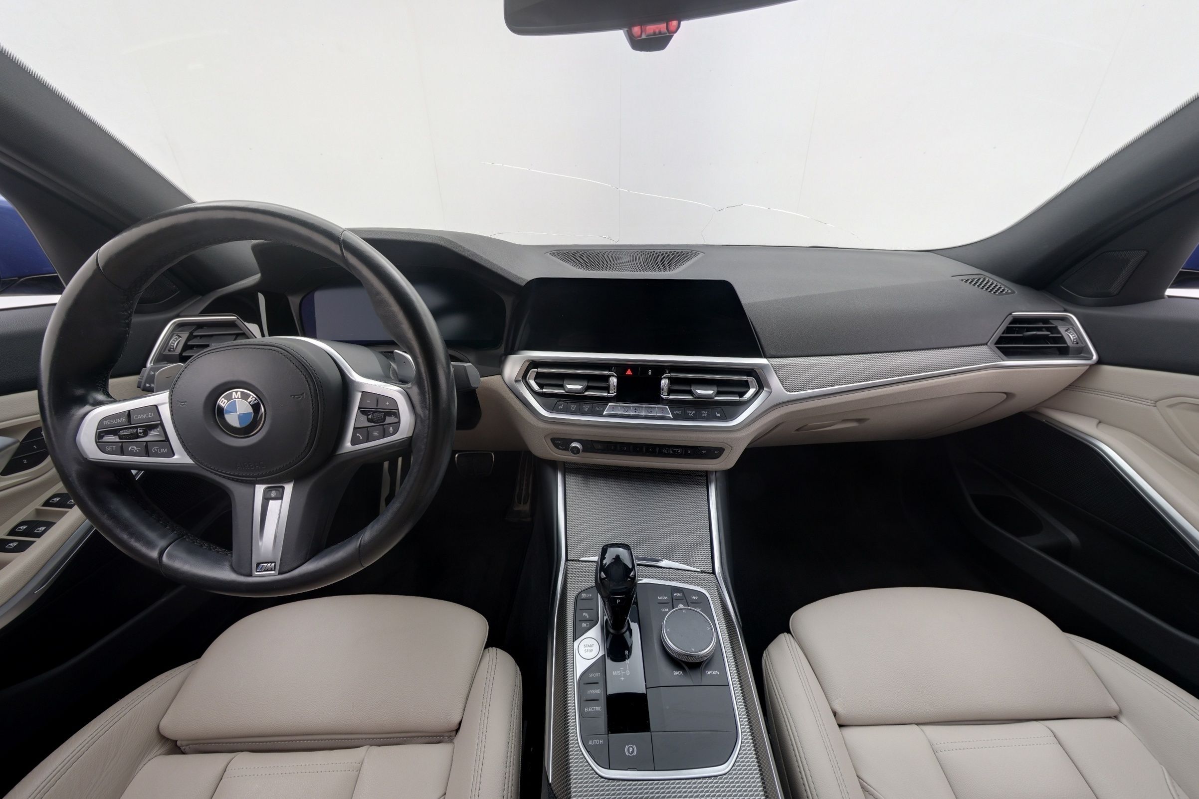 BMW 330 2021