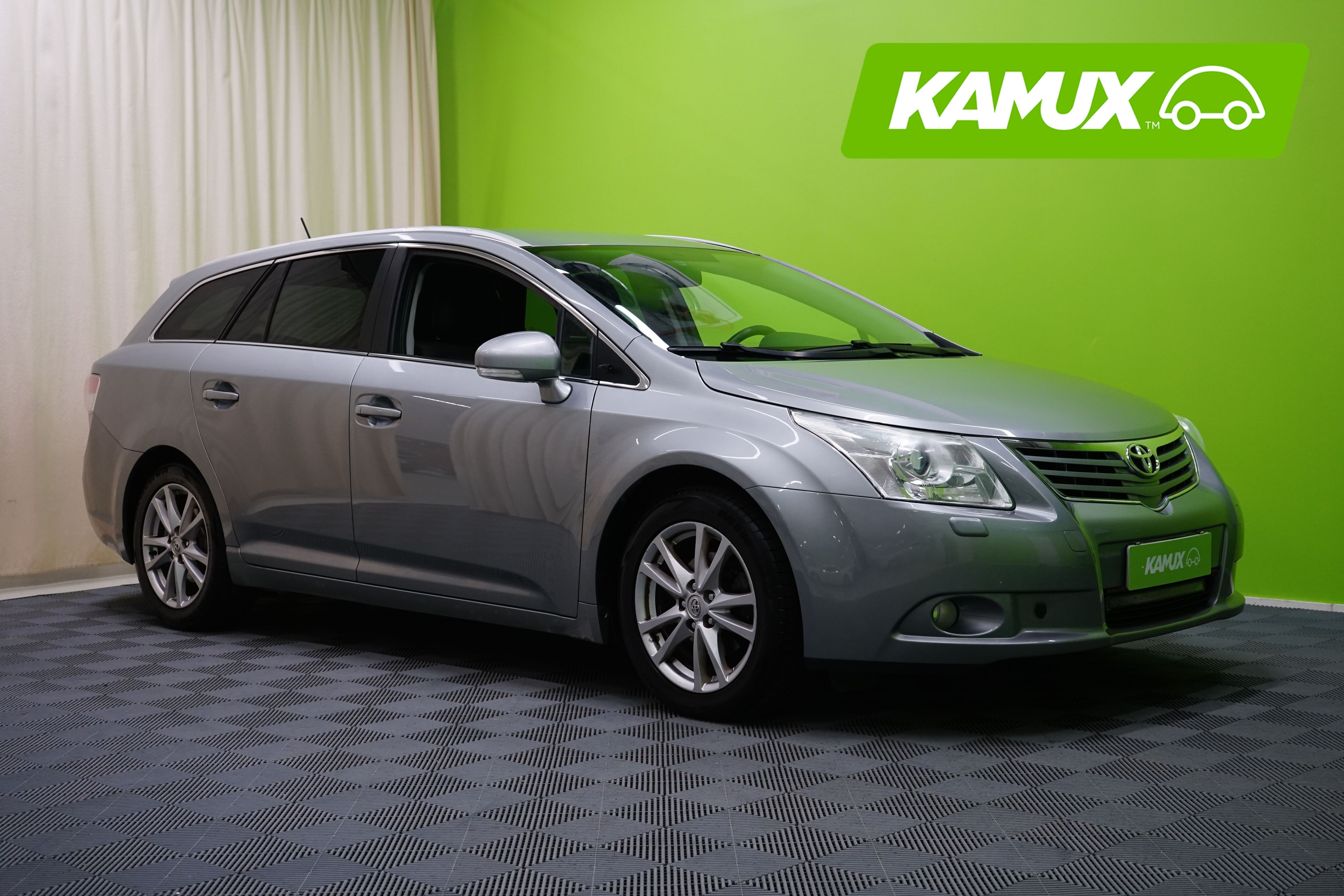 Toyota Avensis 2011