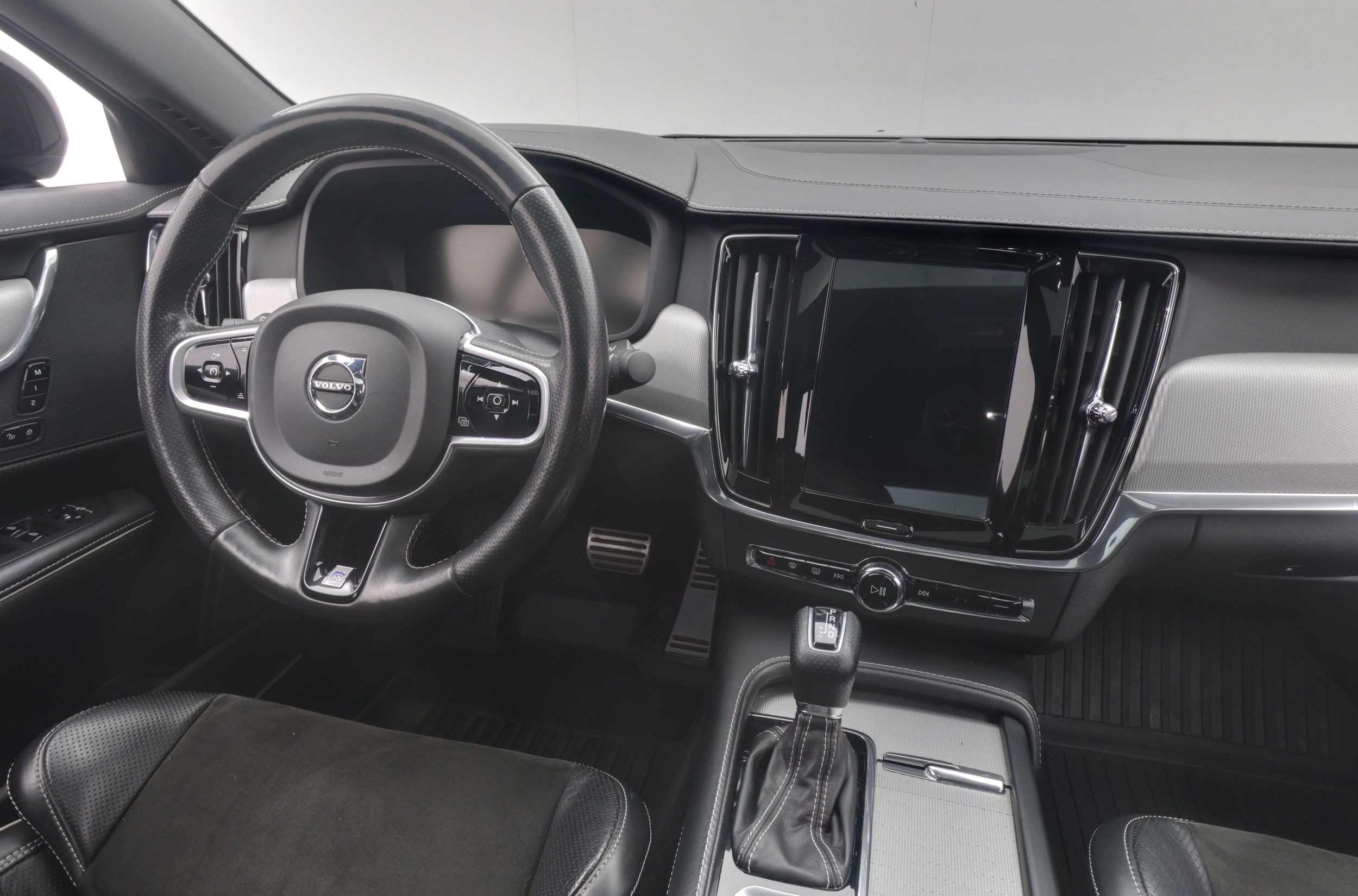 Volvo S90 2019