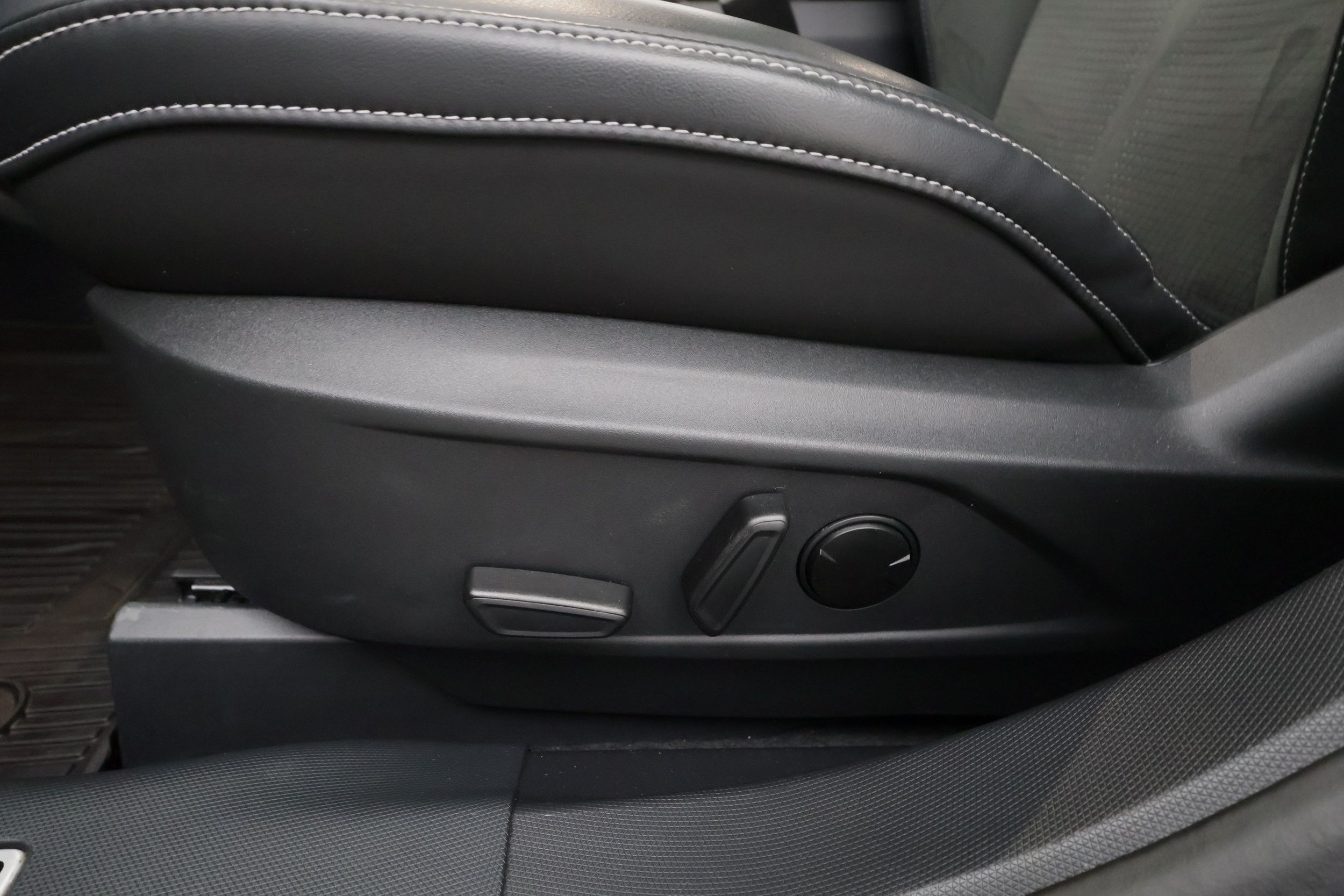 Ford Mustang Mach-E 2023