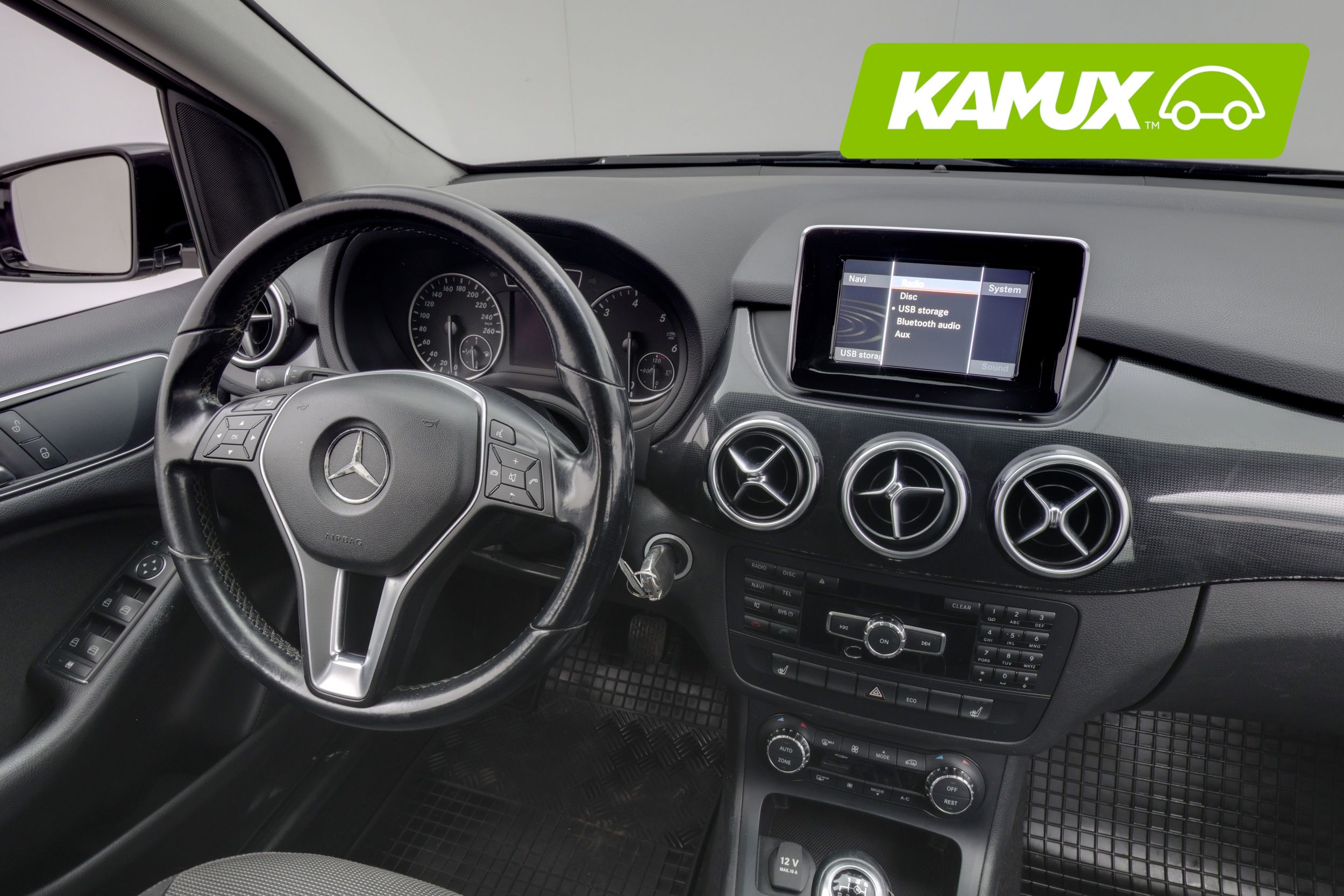 Mercedes-Benz B 2012