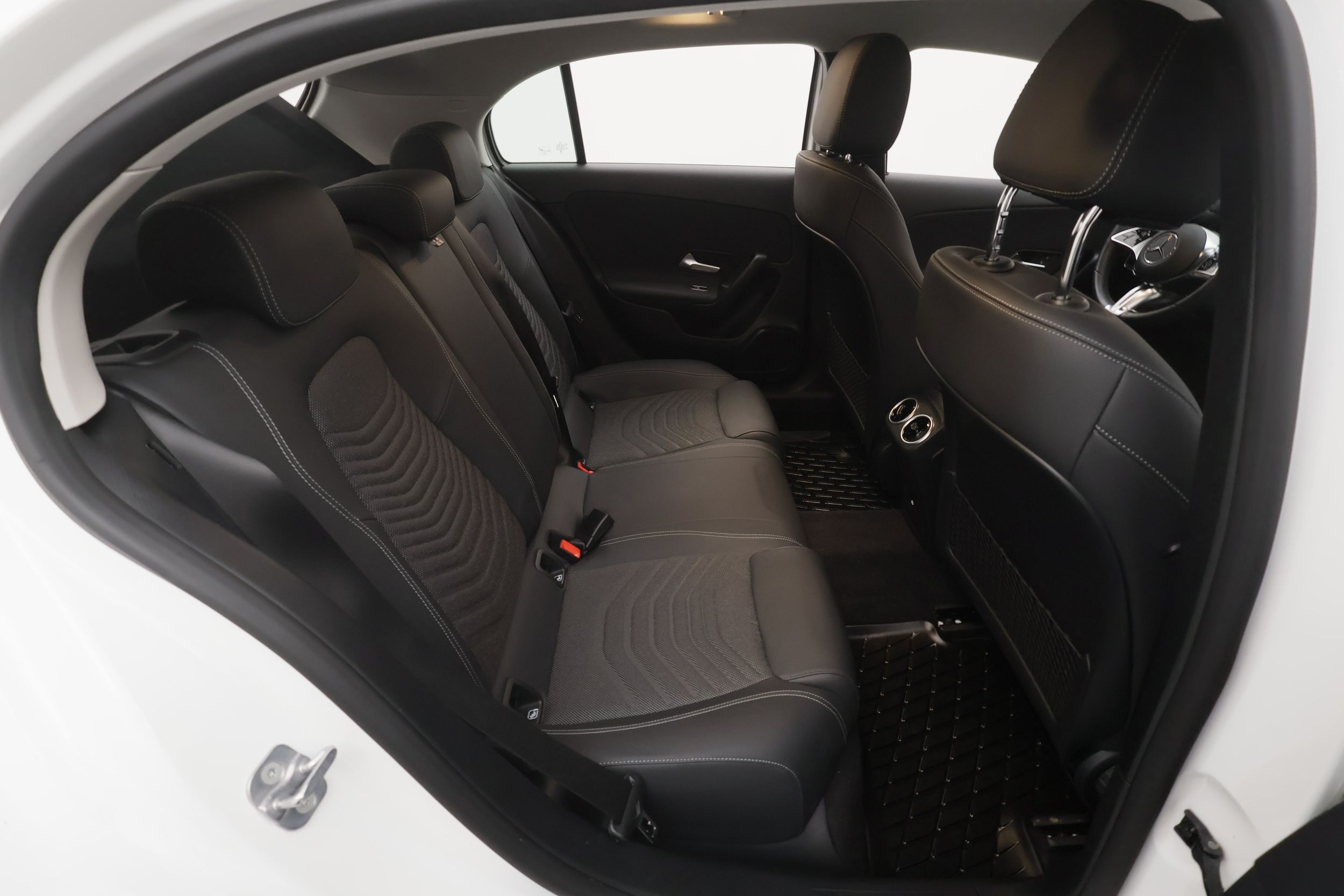 Mercedes-Benz A 2023