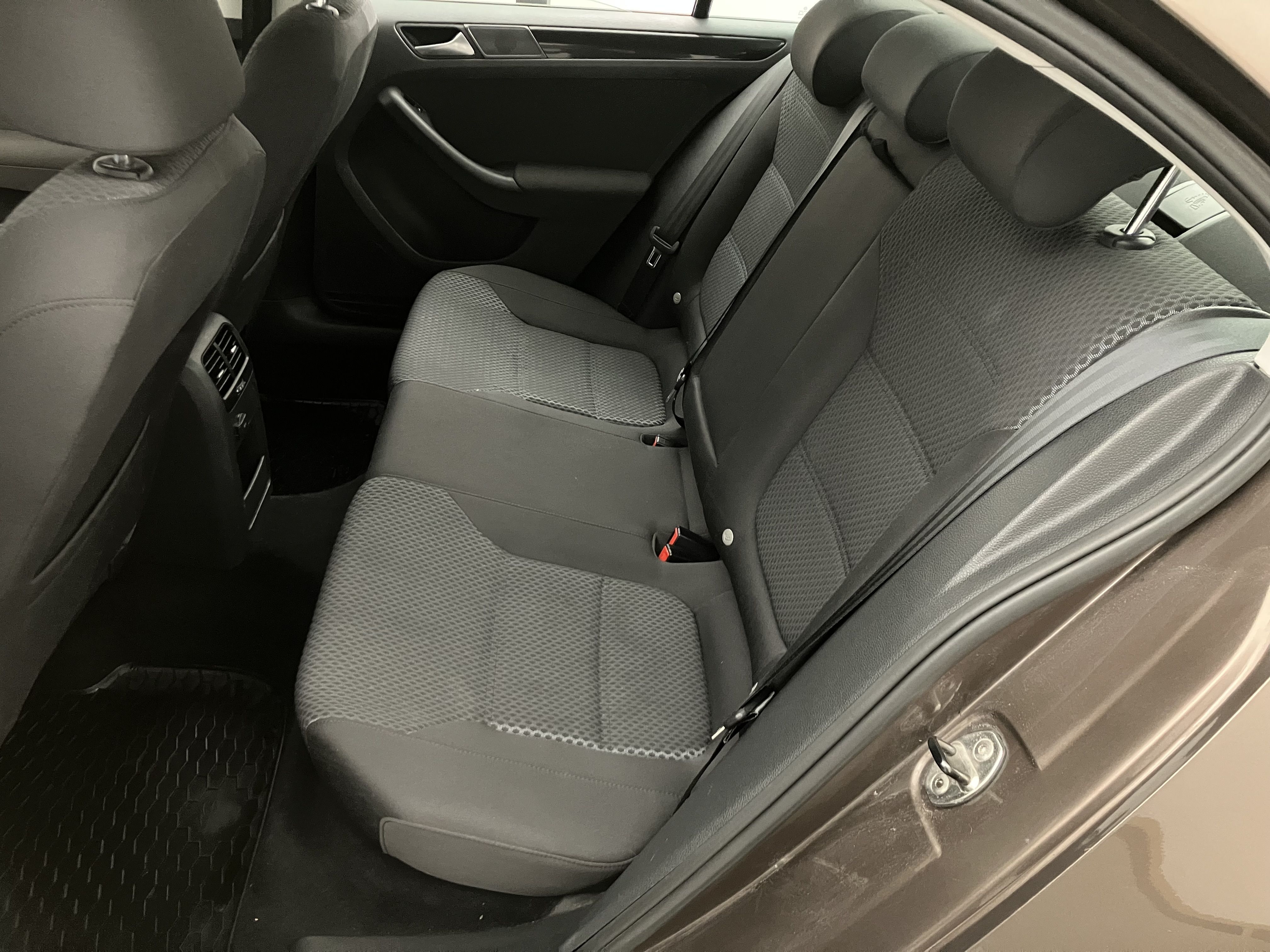 Volkswagen Jetta 2012