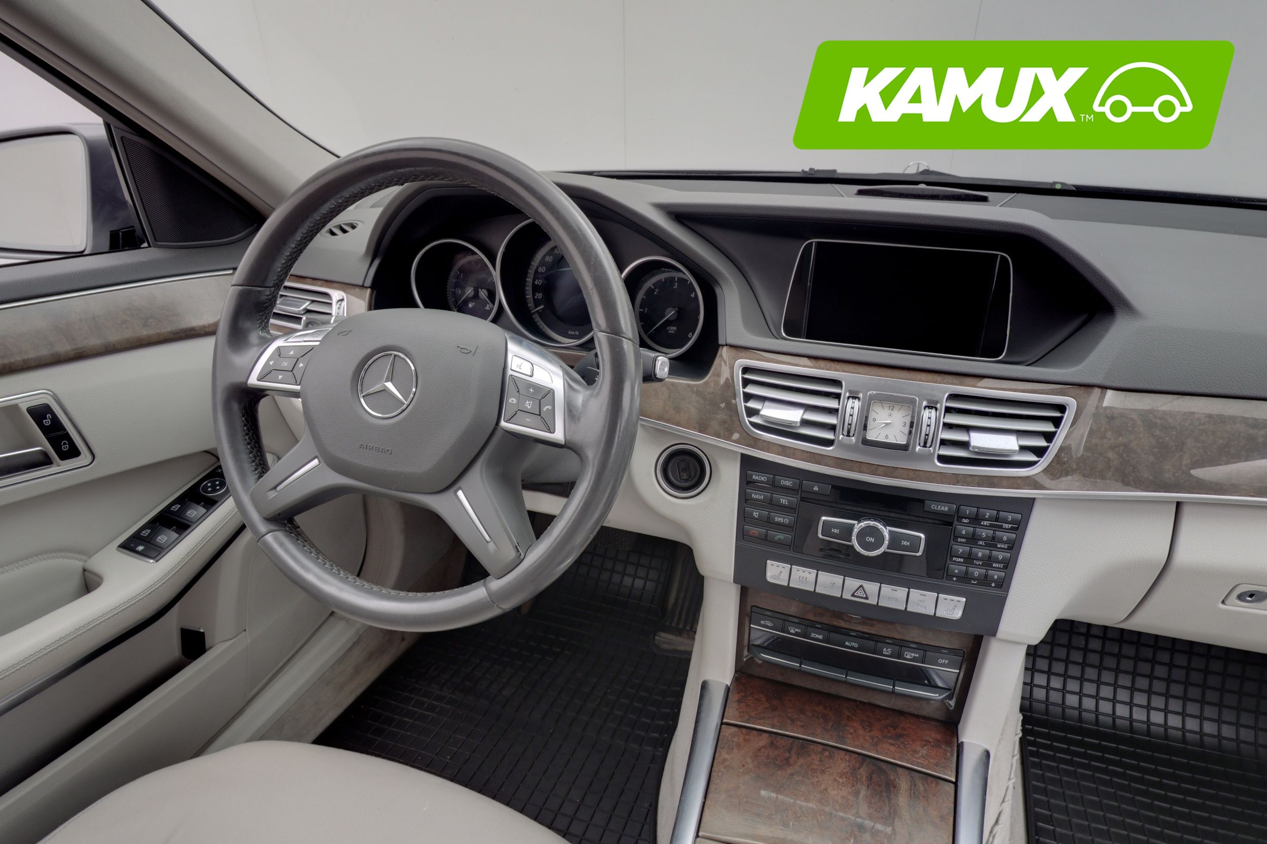 Mercedes-Benz E 2013