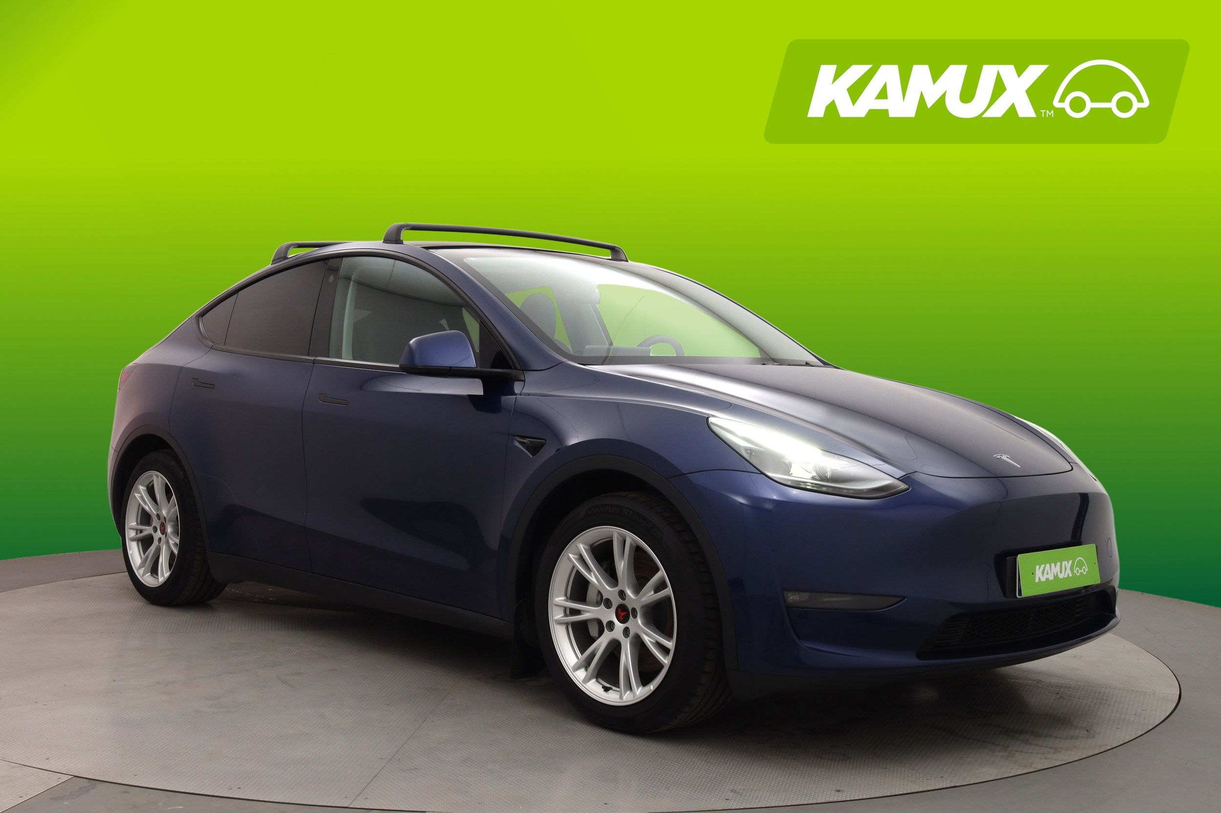 Tesla Model Y 2024