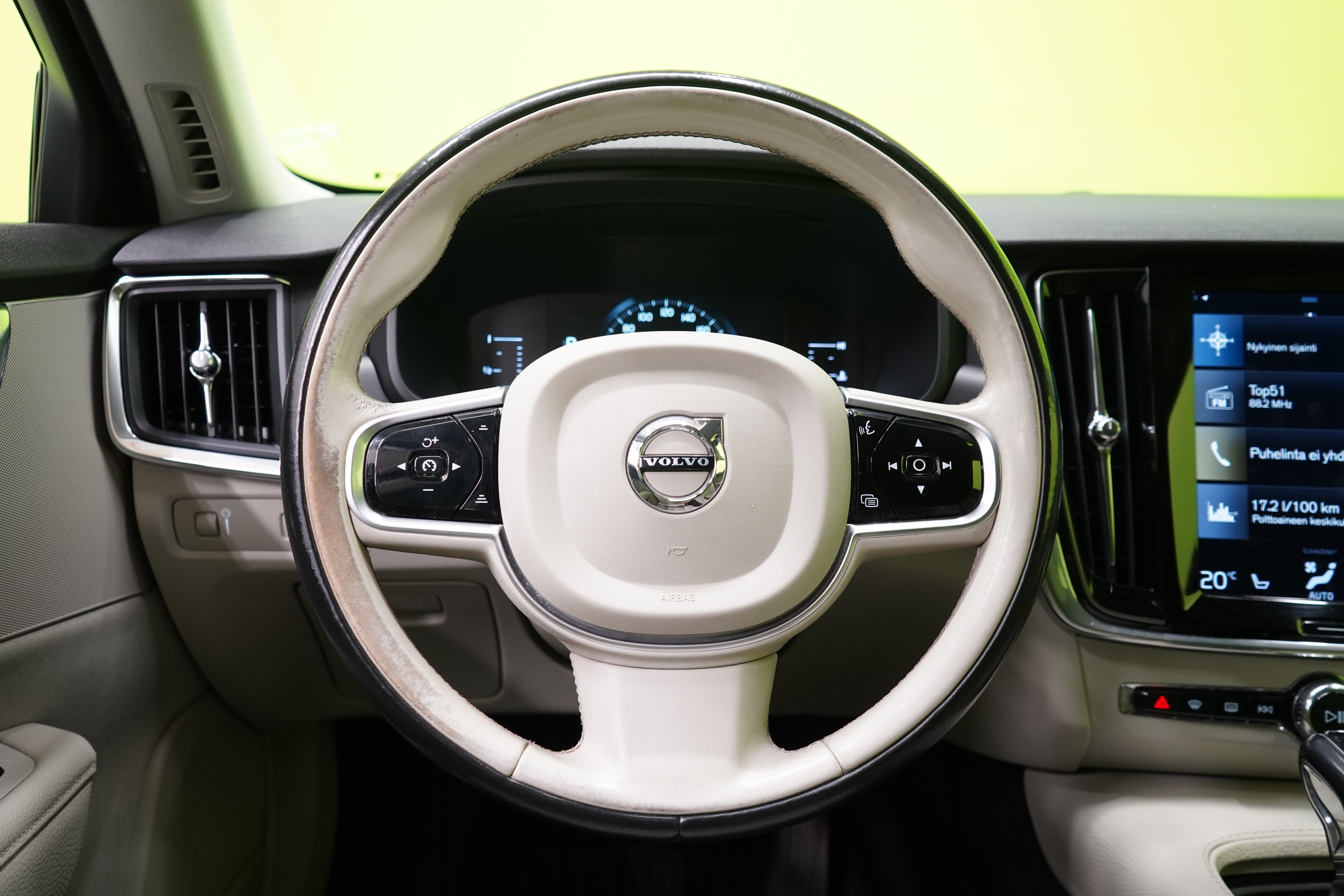 Volvo V90 2017
