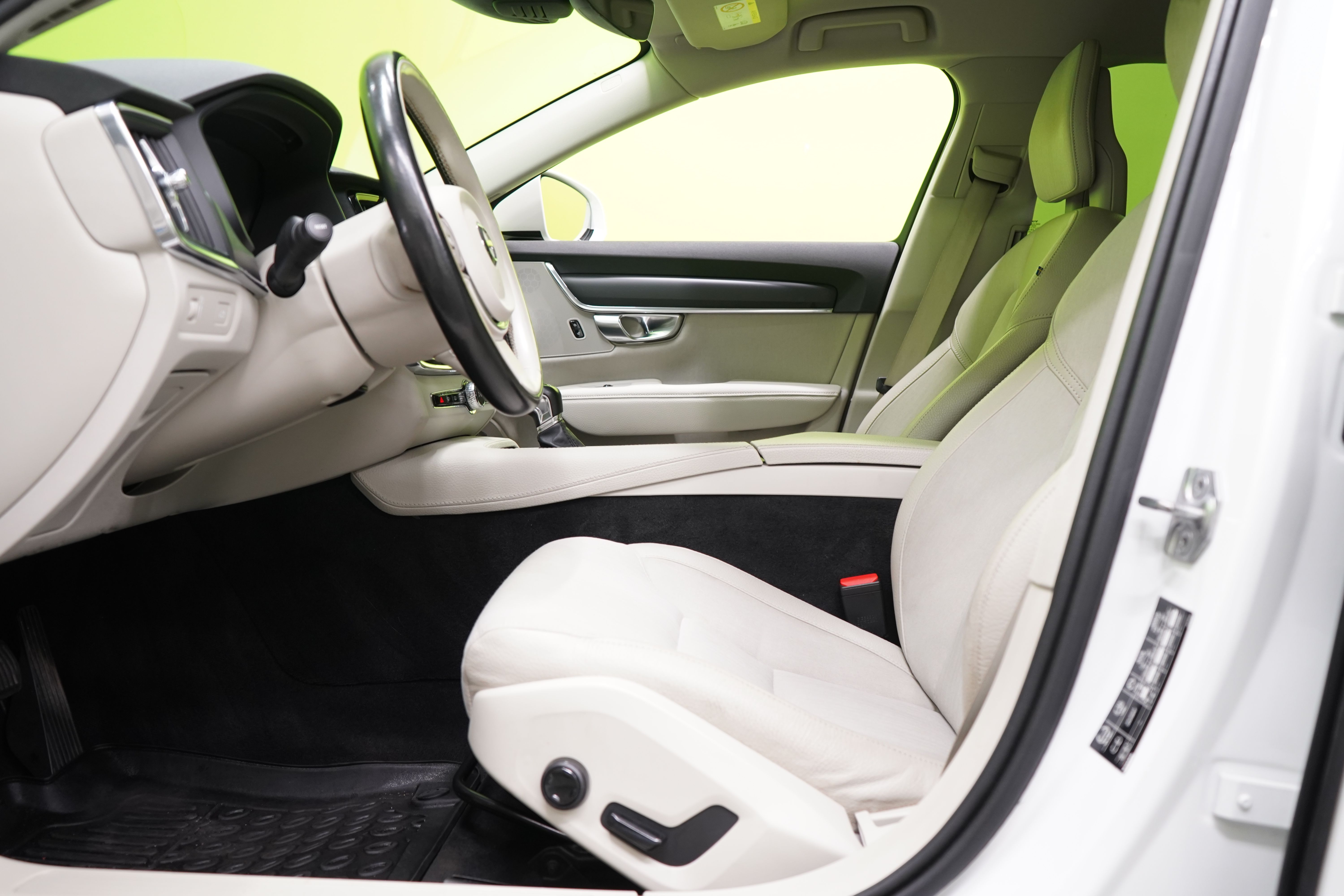 Volvo V90 2017