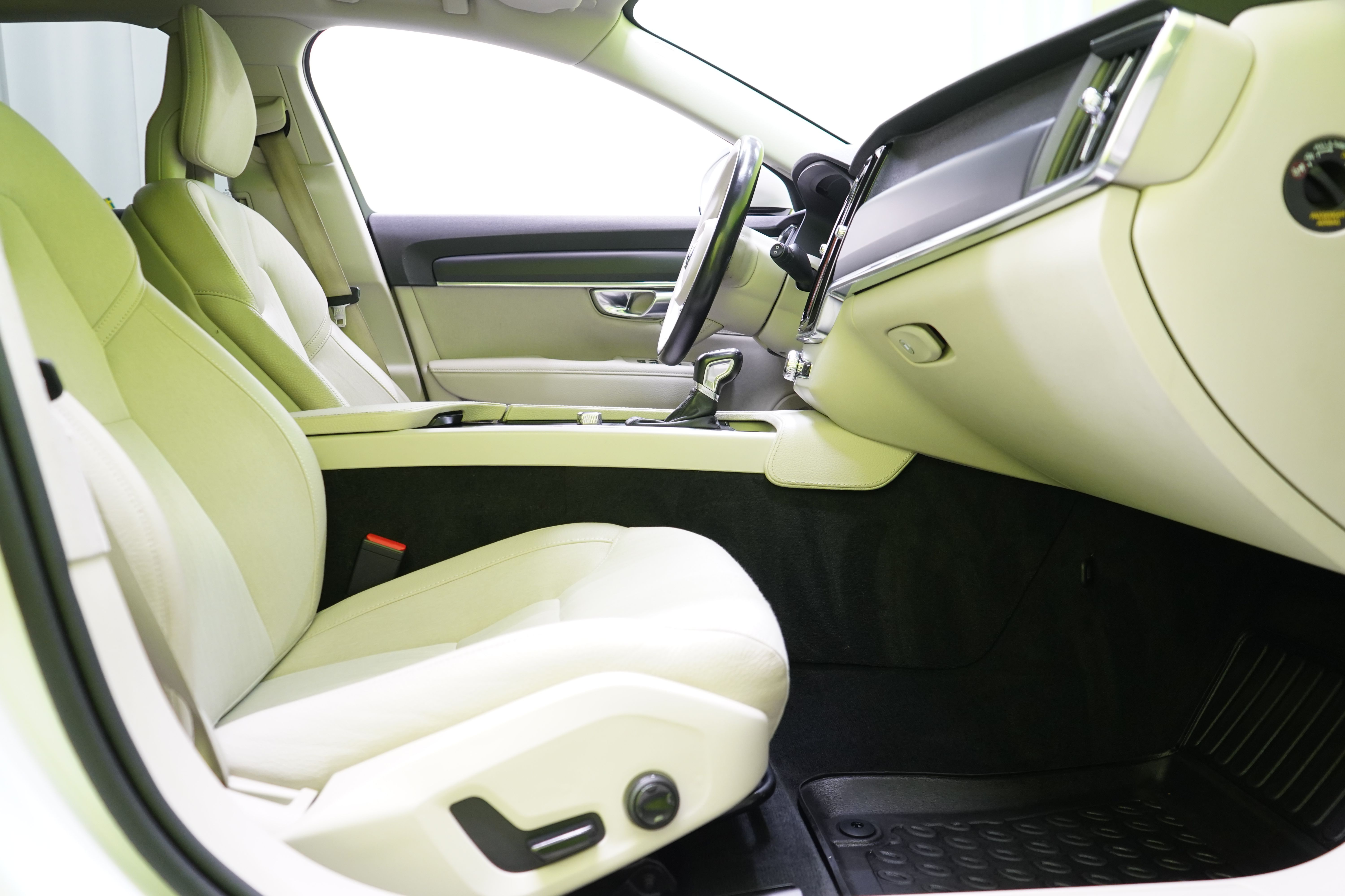Volvo V90 2017