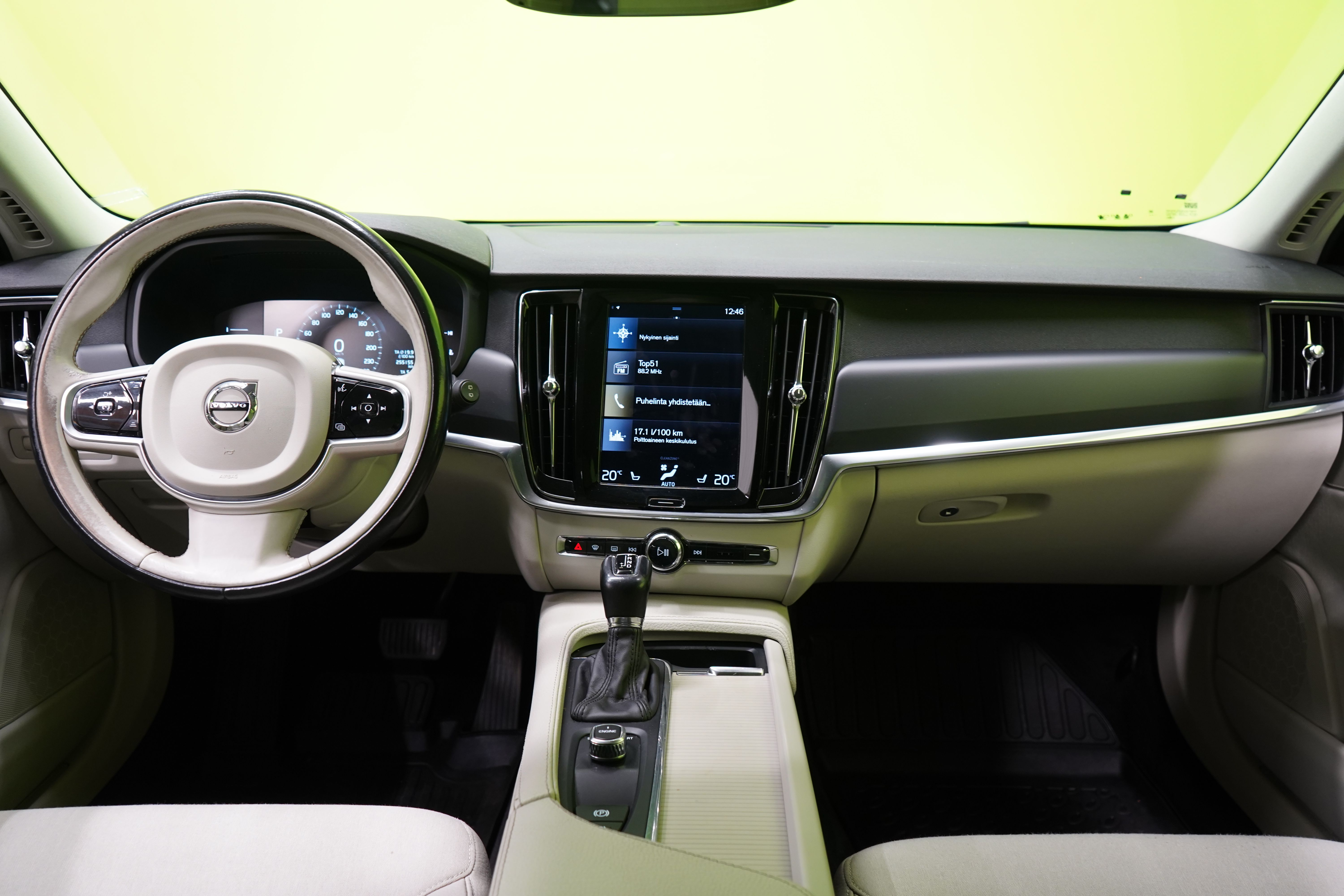 Volvo V90 2017
