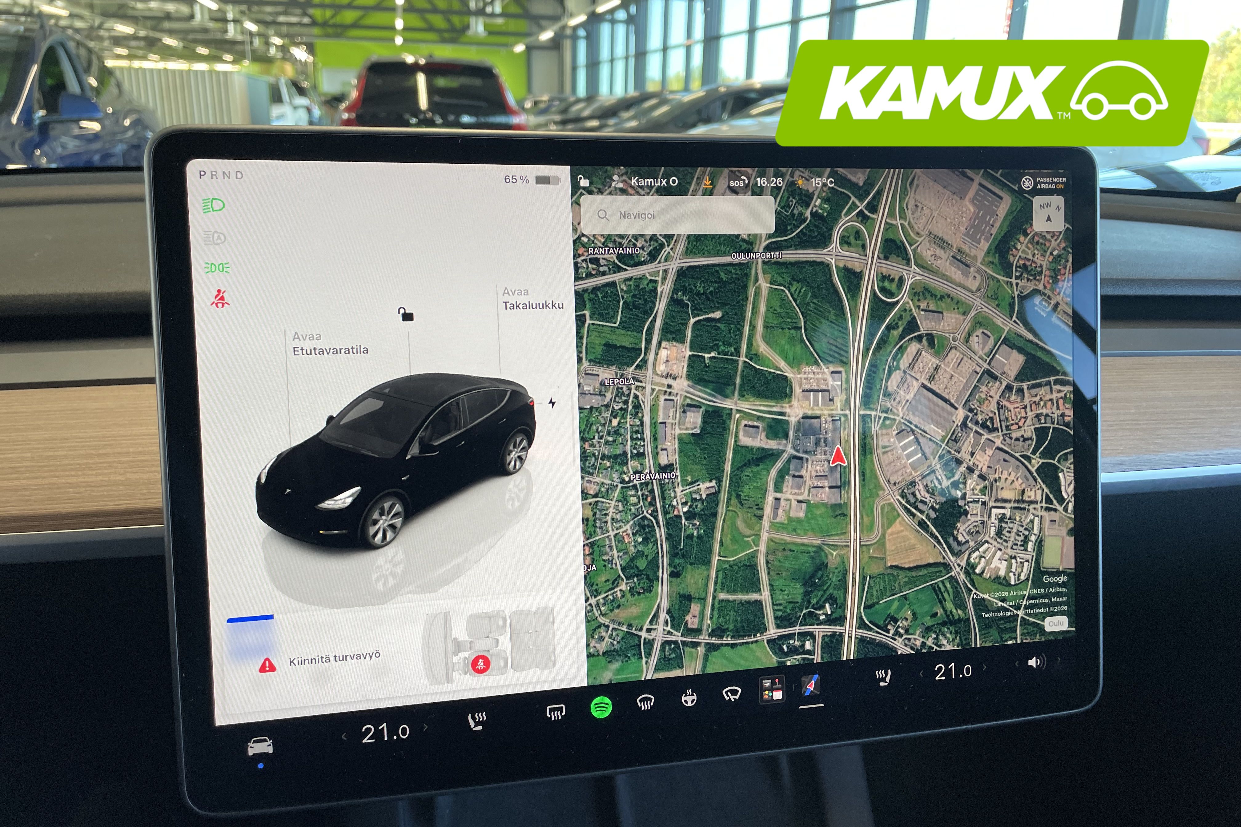 Tesla Model Y 2024