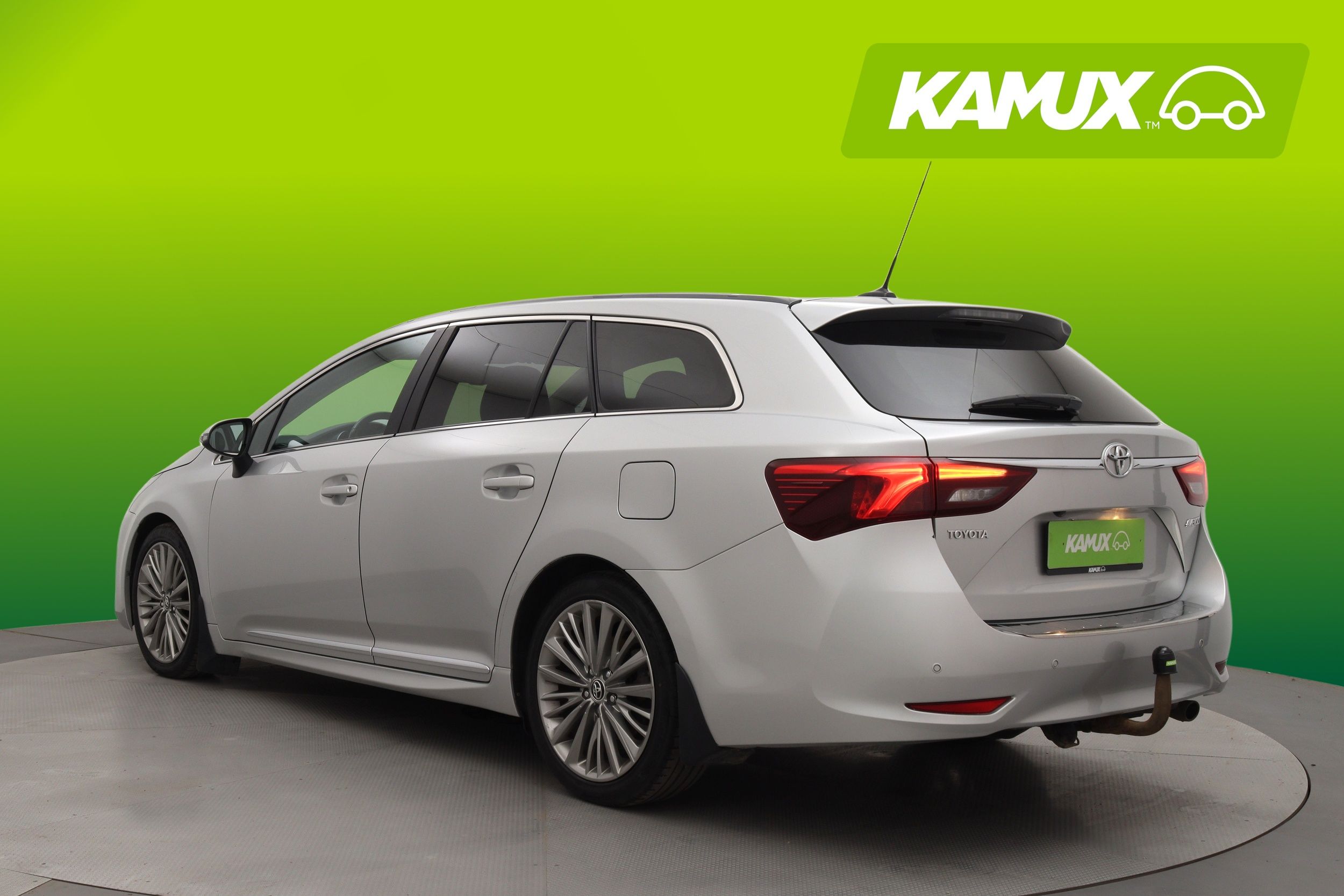 Toyota Avensis 2016