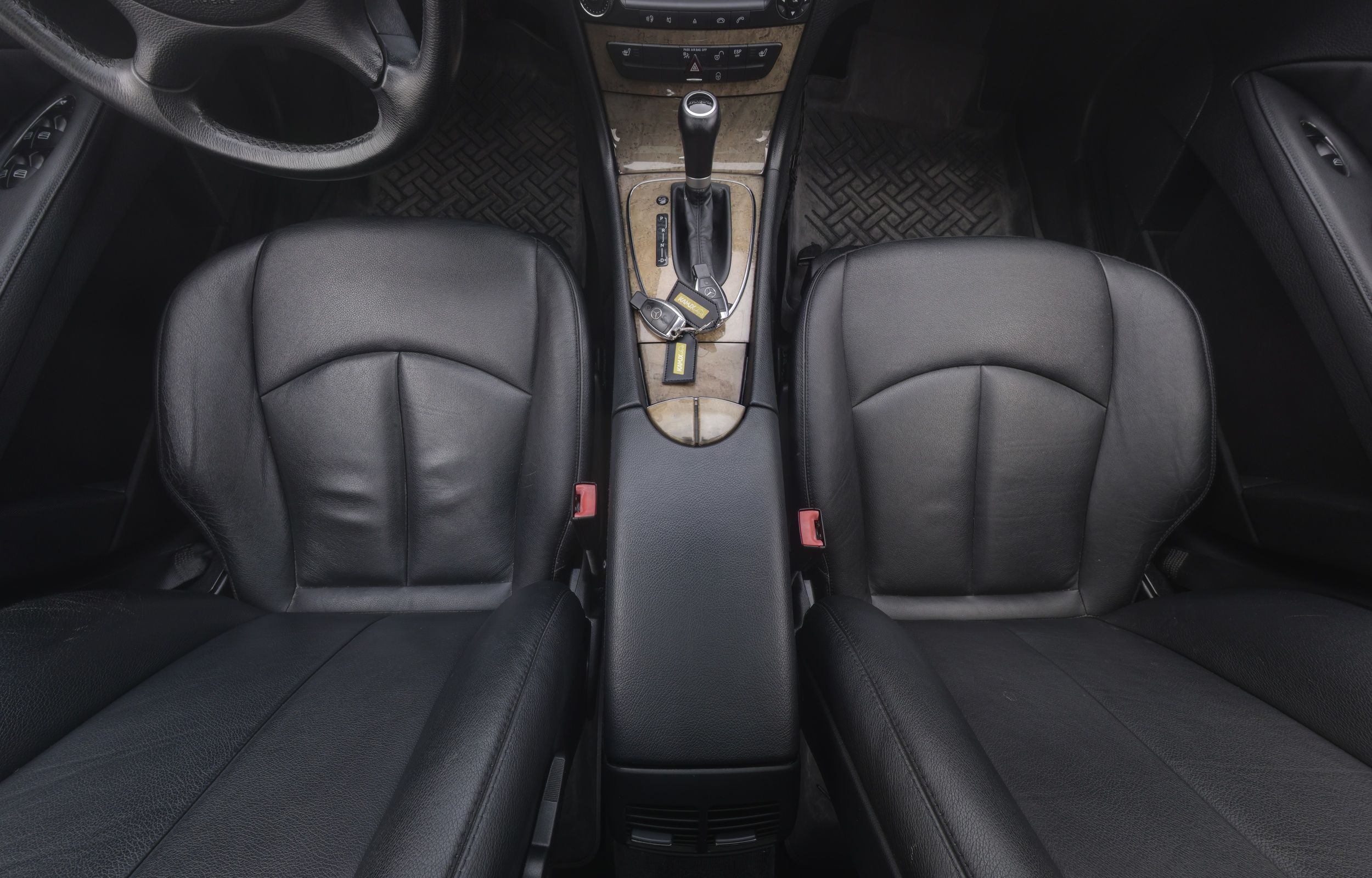 Mercedes-Benz E 2008