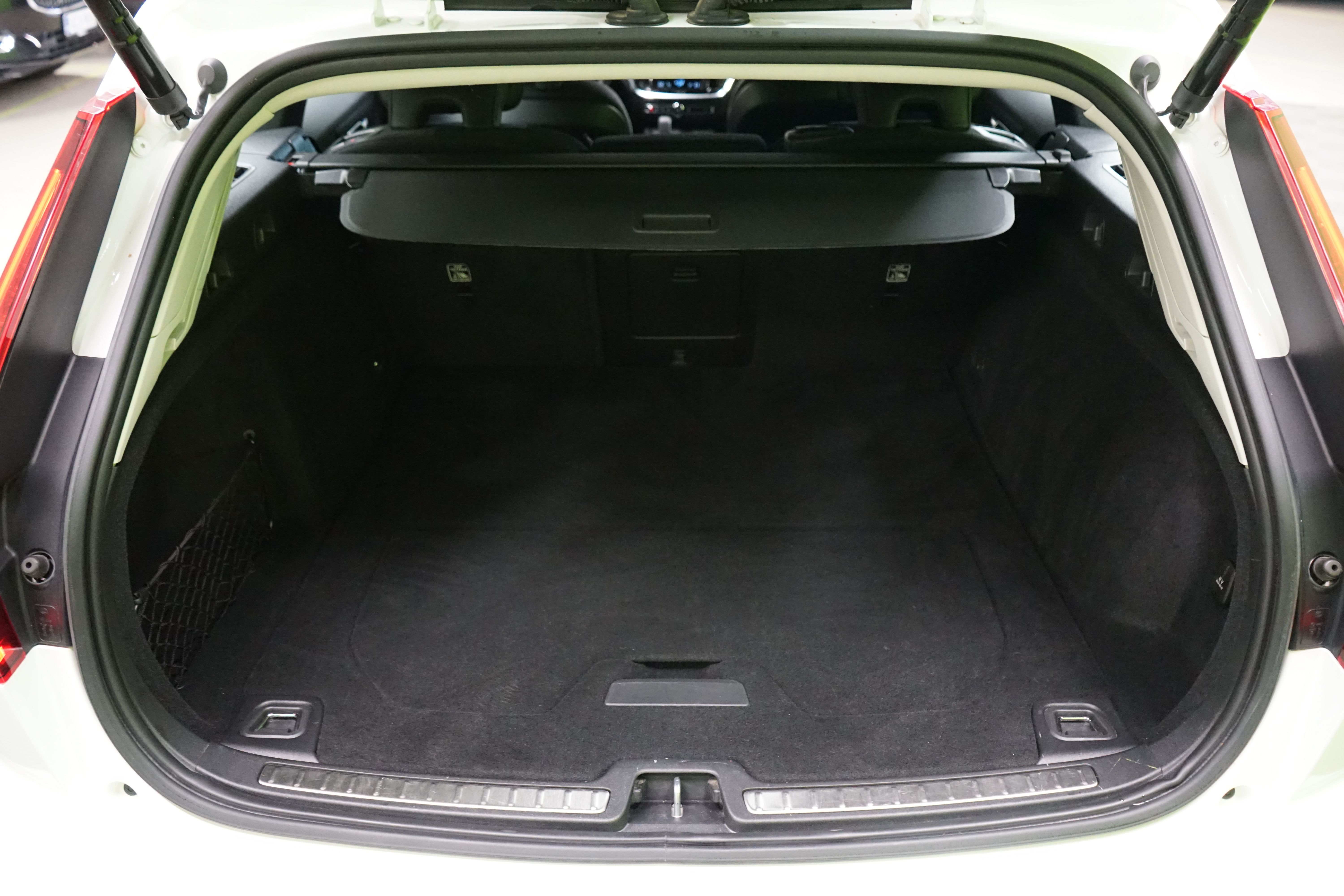 Volvo V60 Cross Country 2022